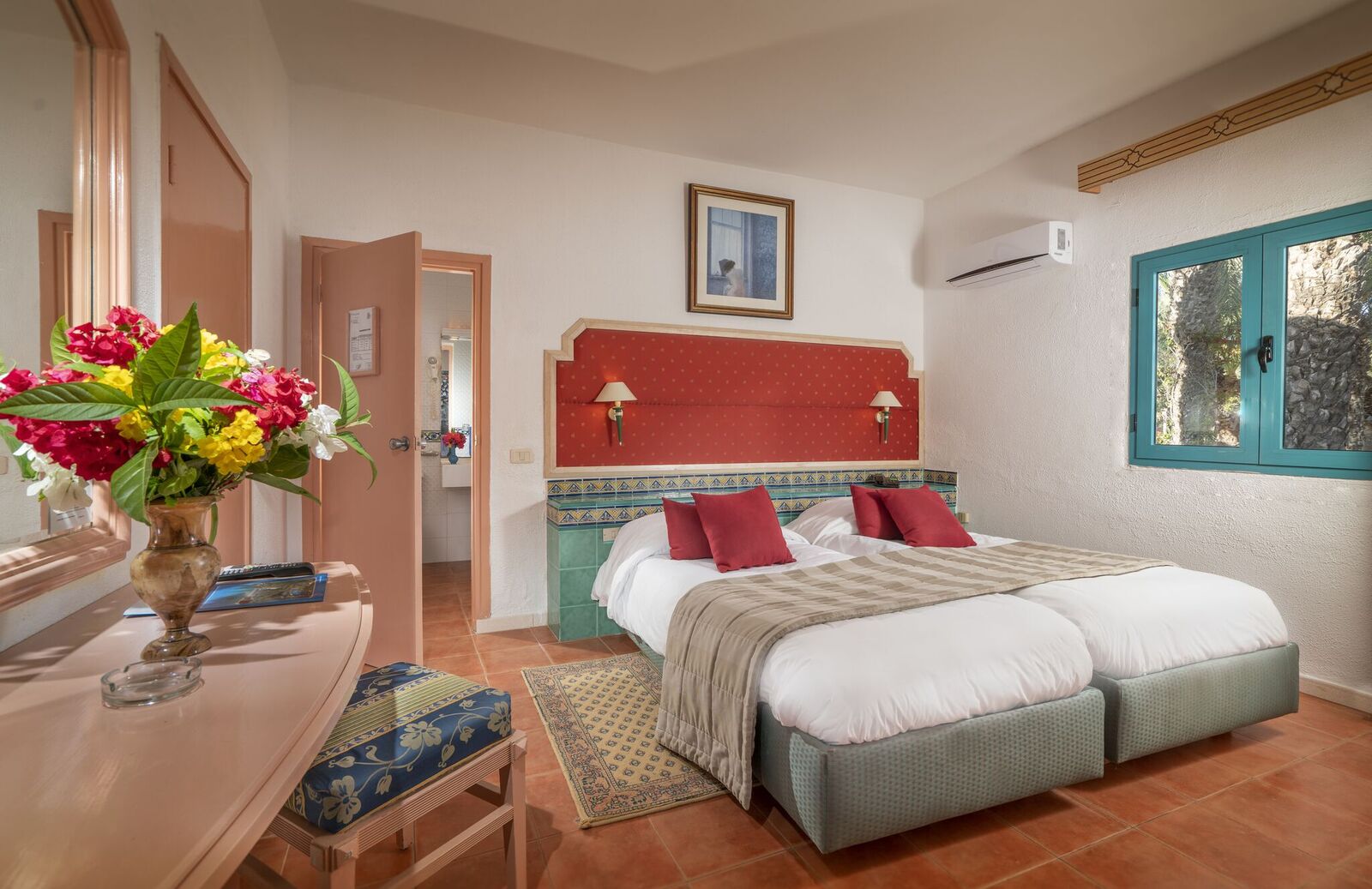 DOUBLE STANDARD ROOM