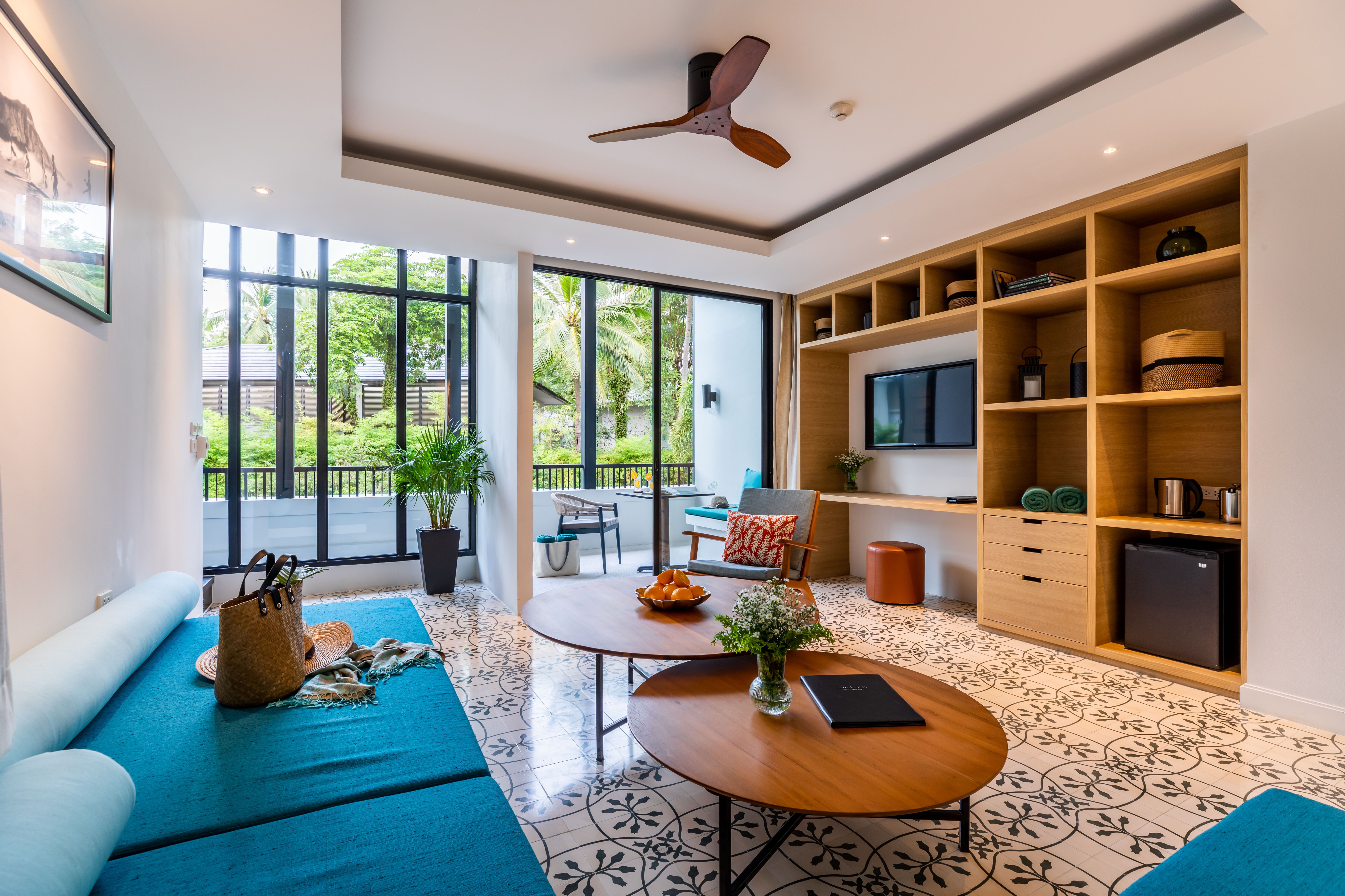 GRAND SURIN SUITE 