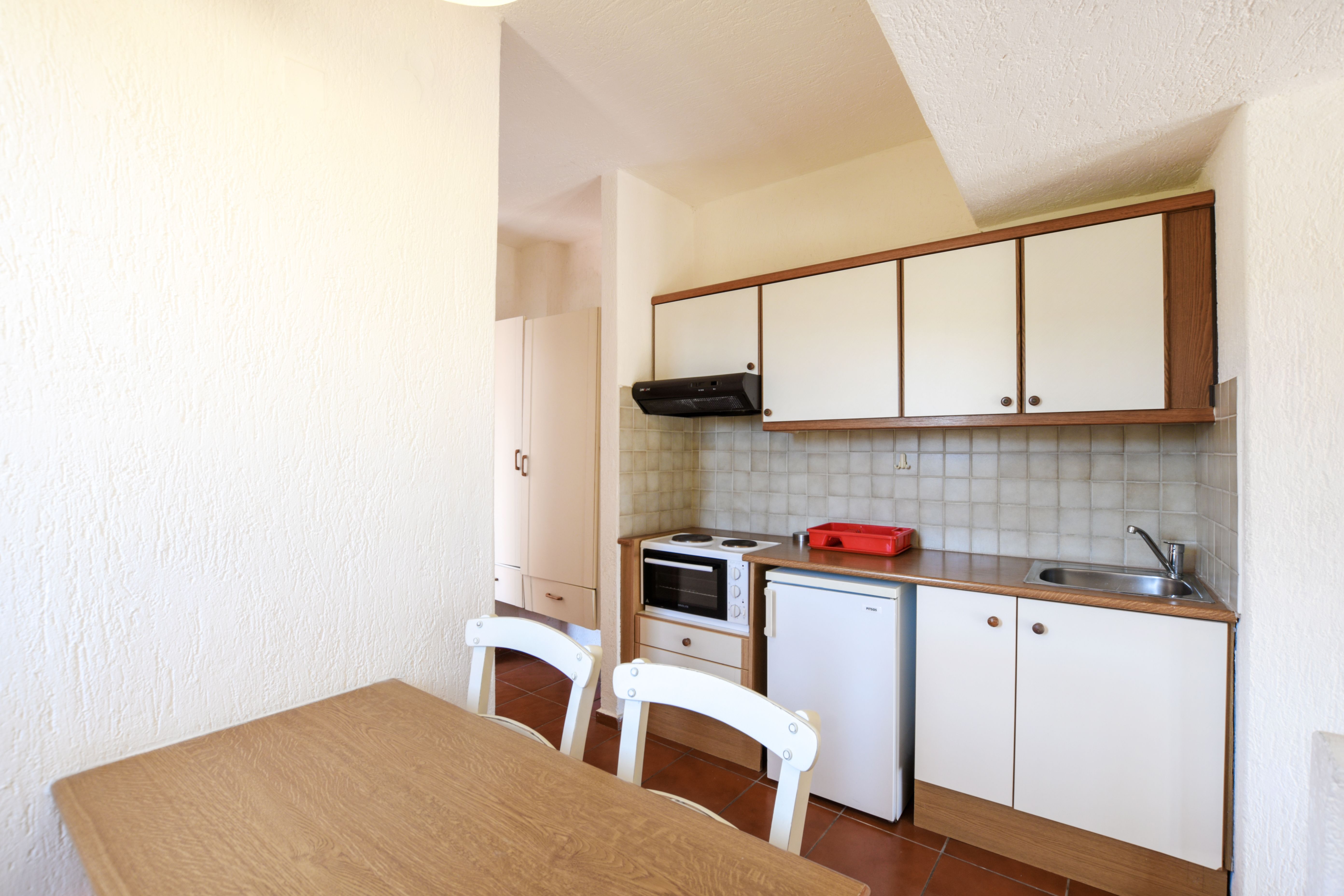 One Bedroom Apartment Upper Floor 