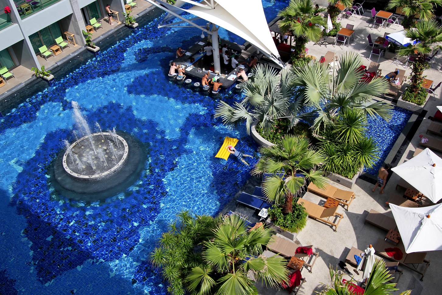 Piscina deschisă