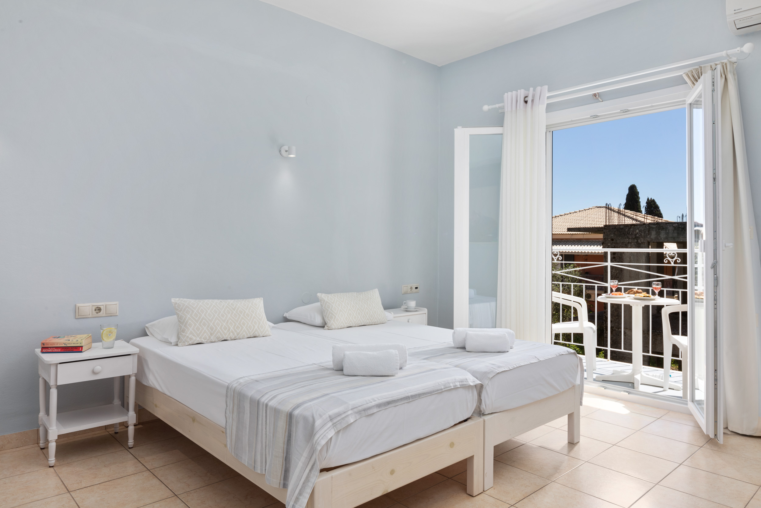 COMFORT STUDIO WITH BALCONY