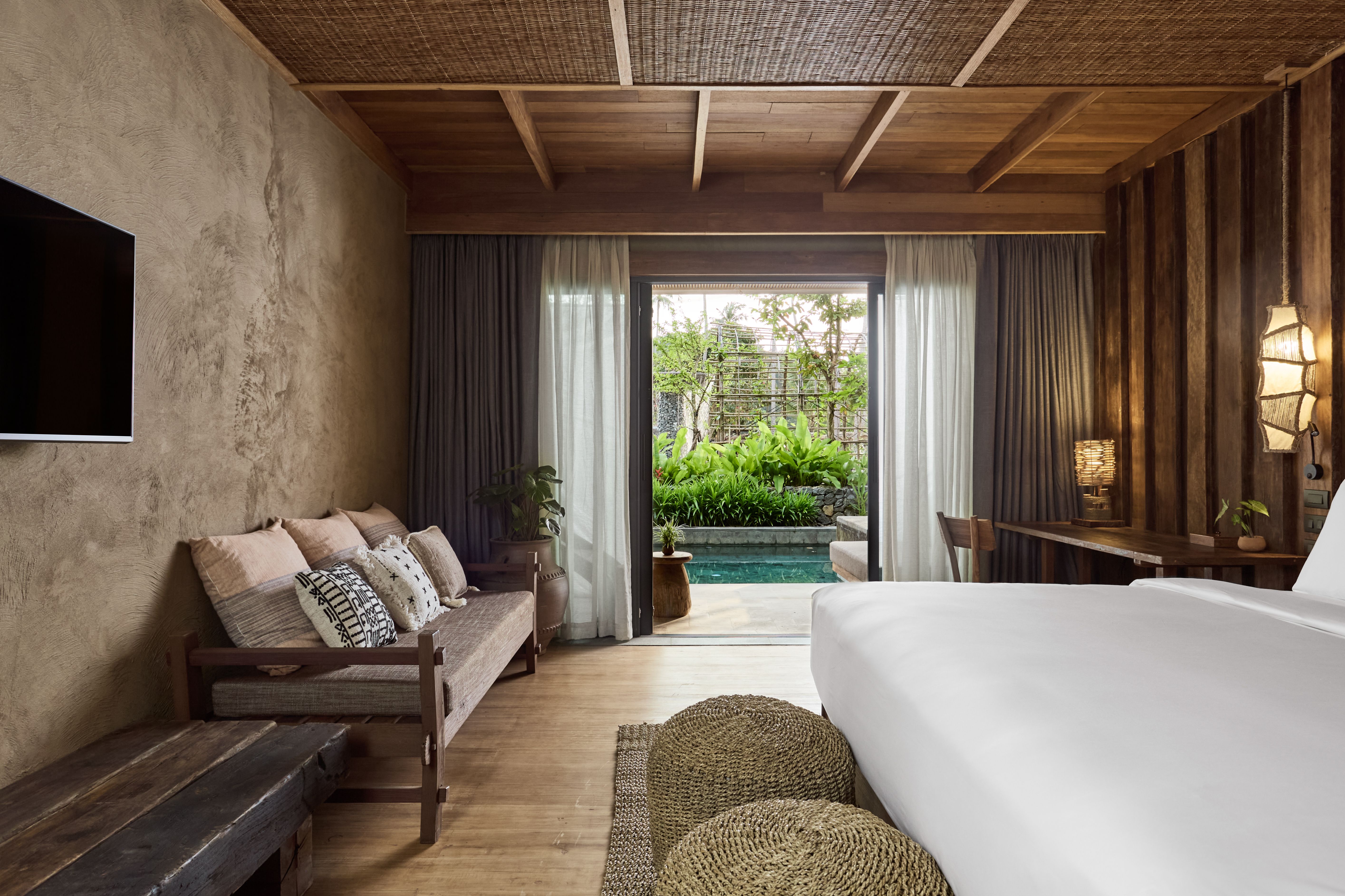 Premium Pool Access Seaview