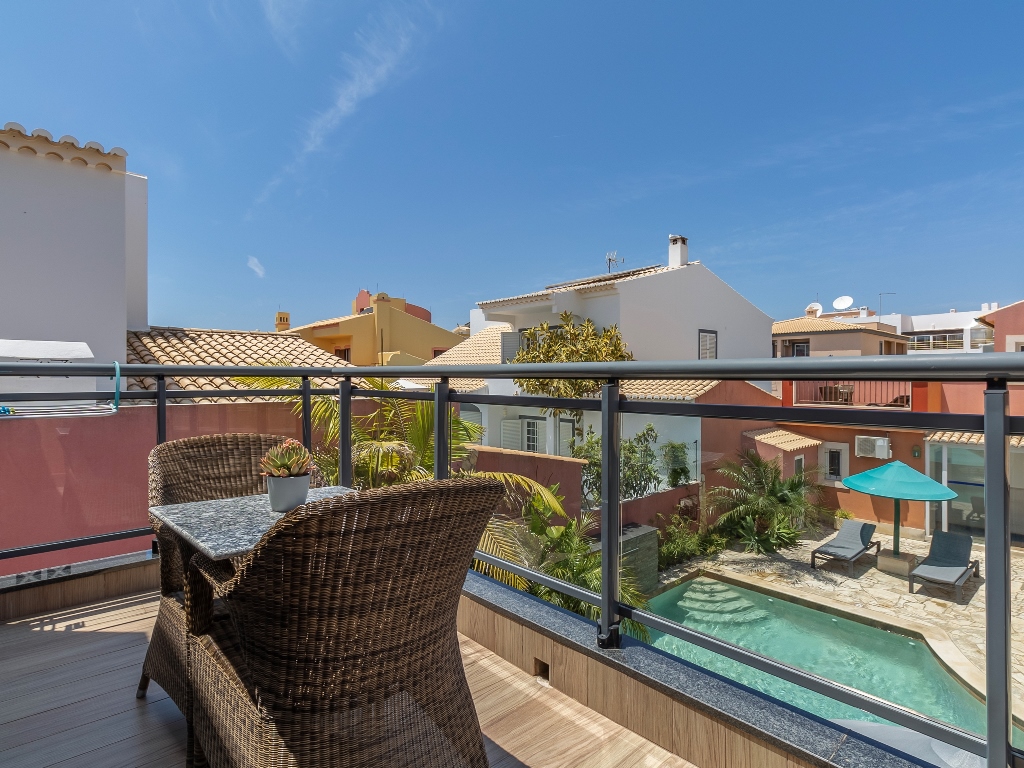EB - TYPE B (ANEX. BUILDING POOL/GARDEN 