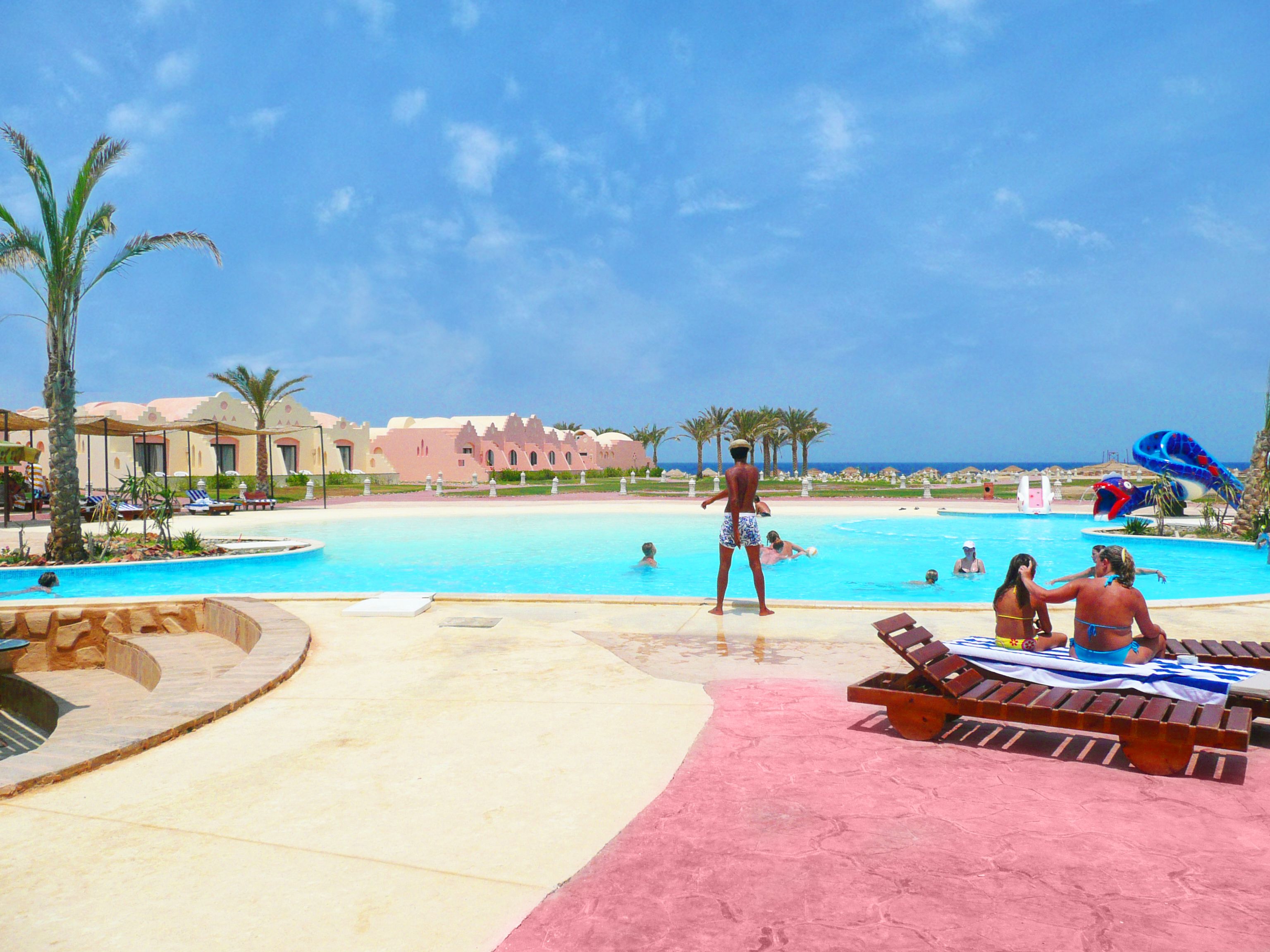 Piscina deschisă