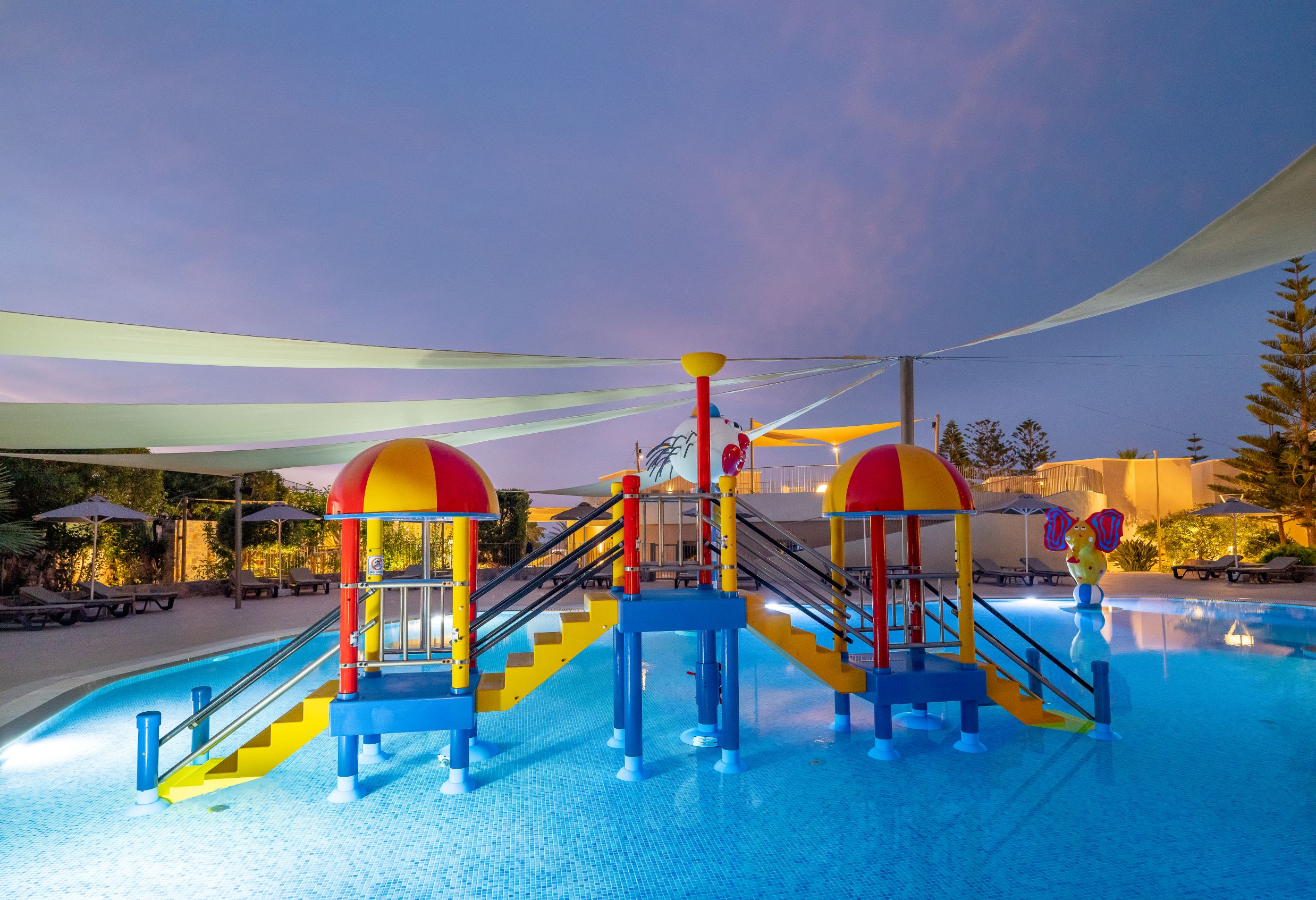 Piscina exterioara pentru copii