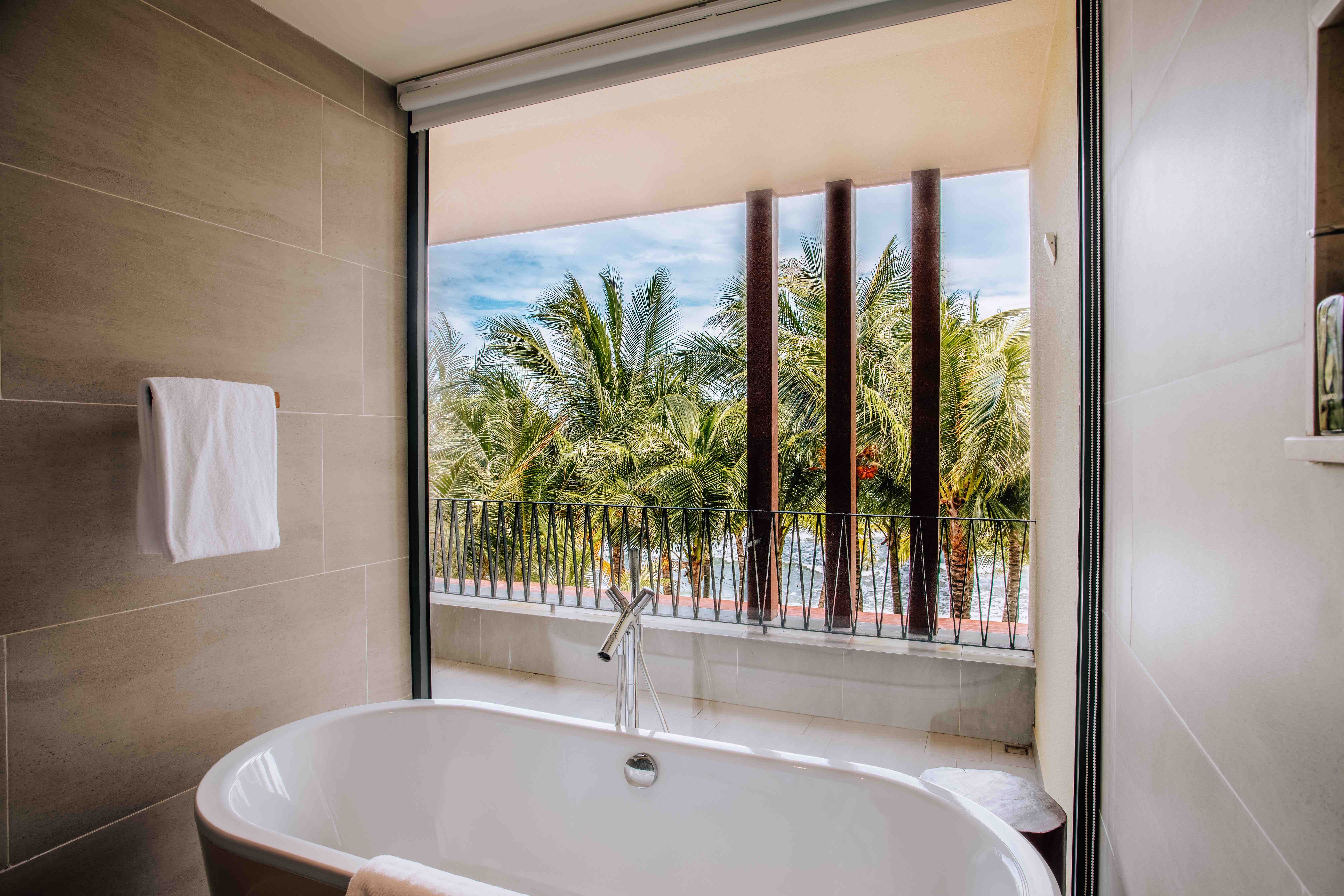 JUNIOR SUITE WITH BALCONY