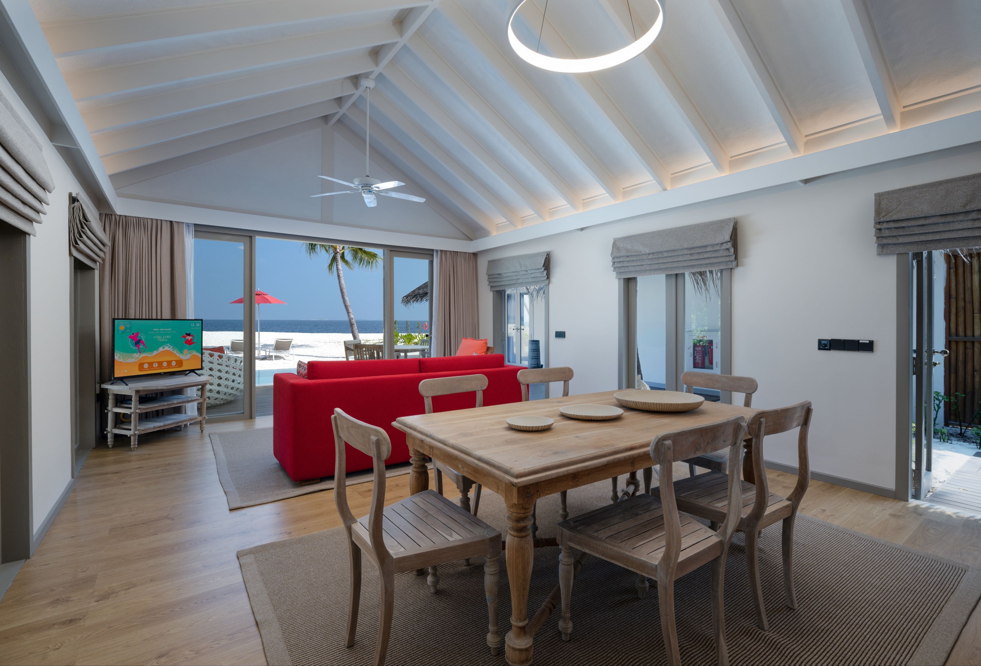 BEACH POOL SUITES