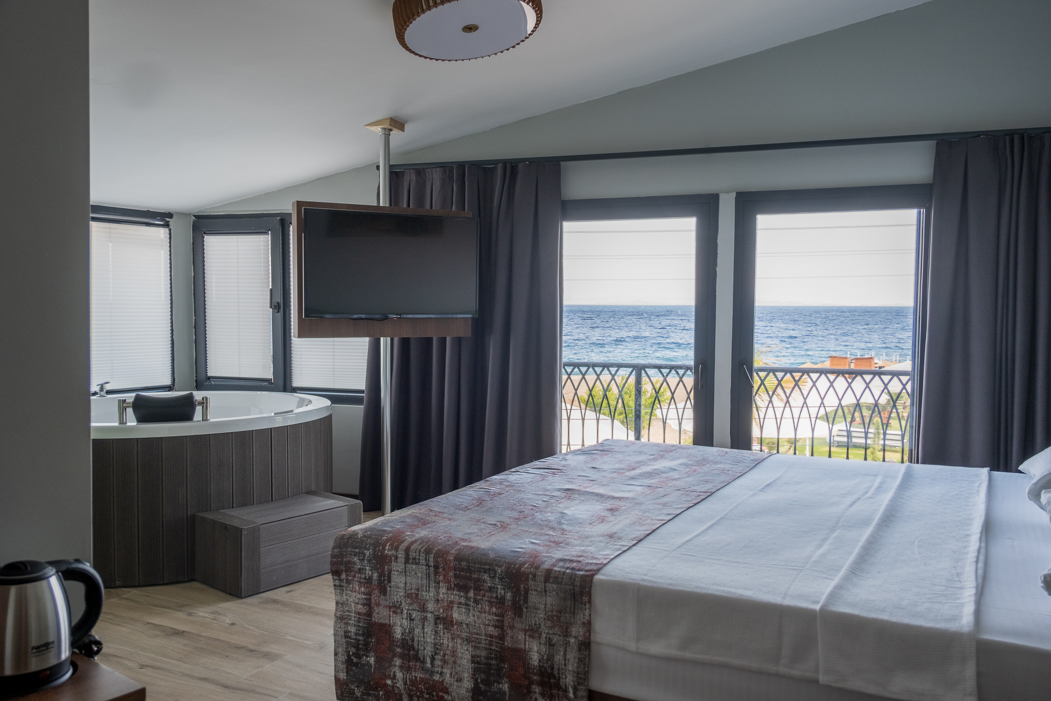 ROMANTİK DELUXE ROOM