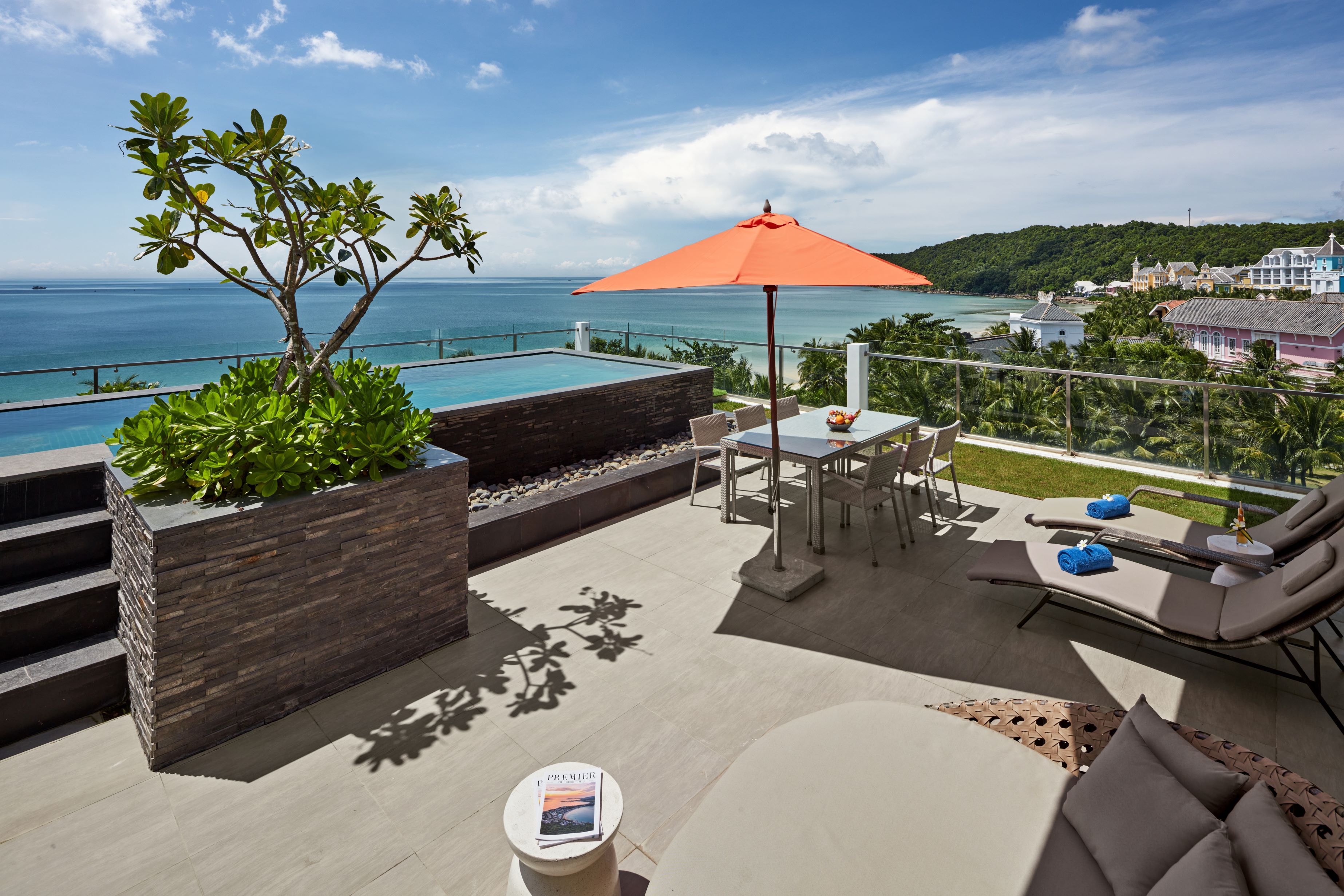 PENTHOUSE 2 BEDROOMS WITH PRIVATE POOL