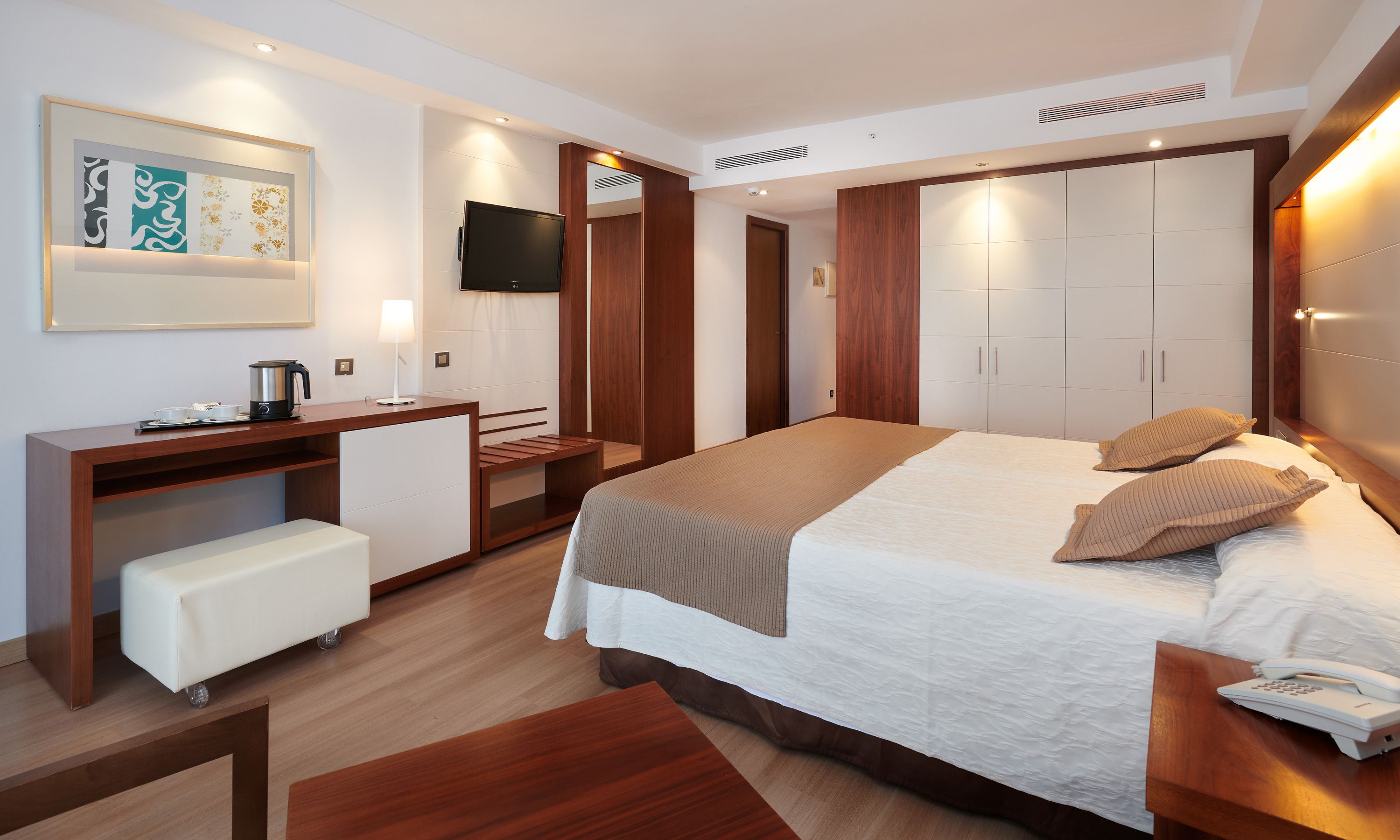 DOUBLE ROOM BALCONY OR TERRACE