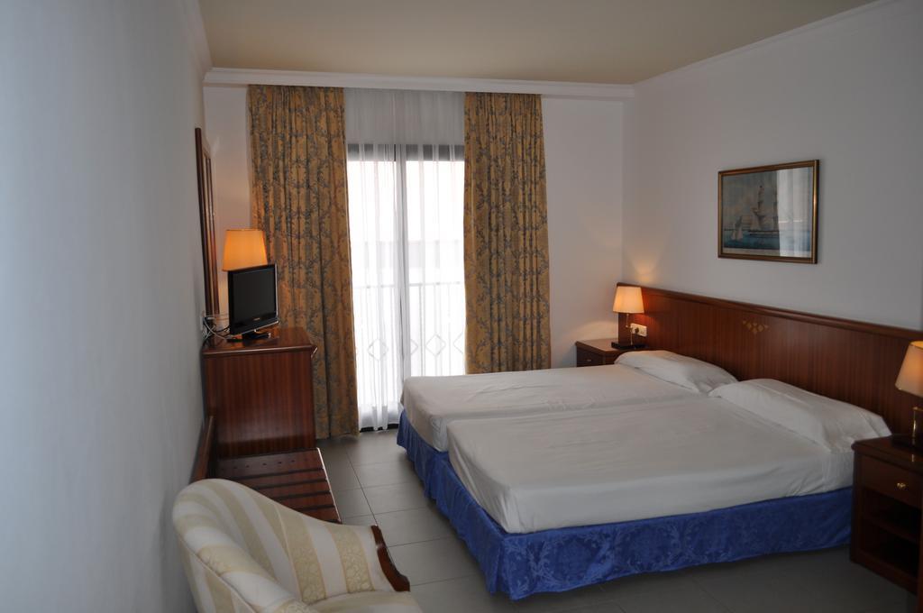 Room Standard Double Balcony