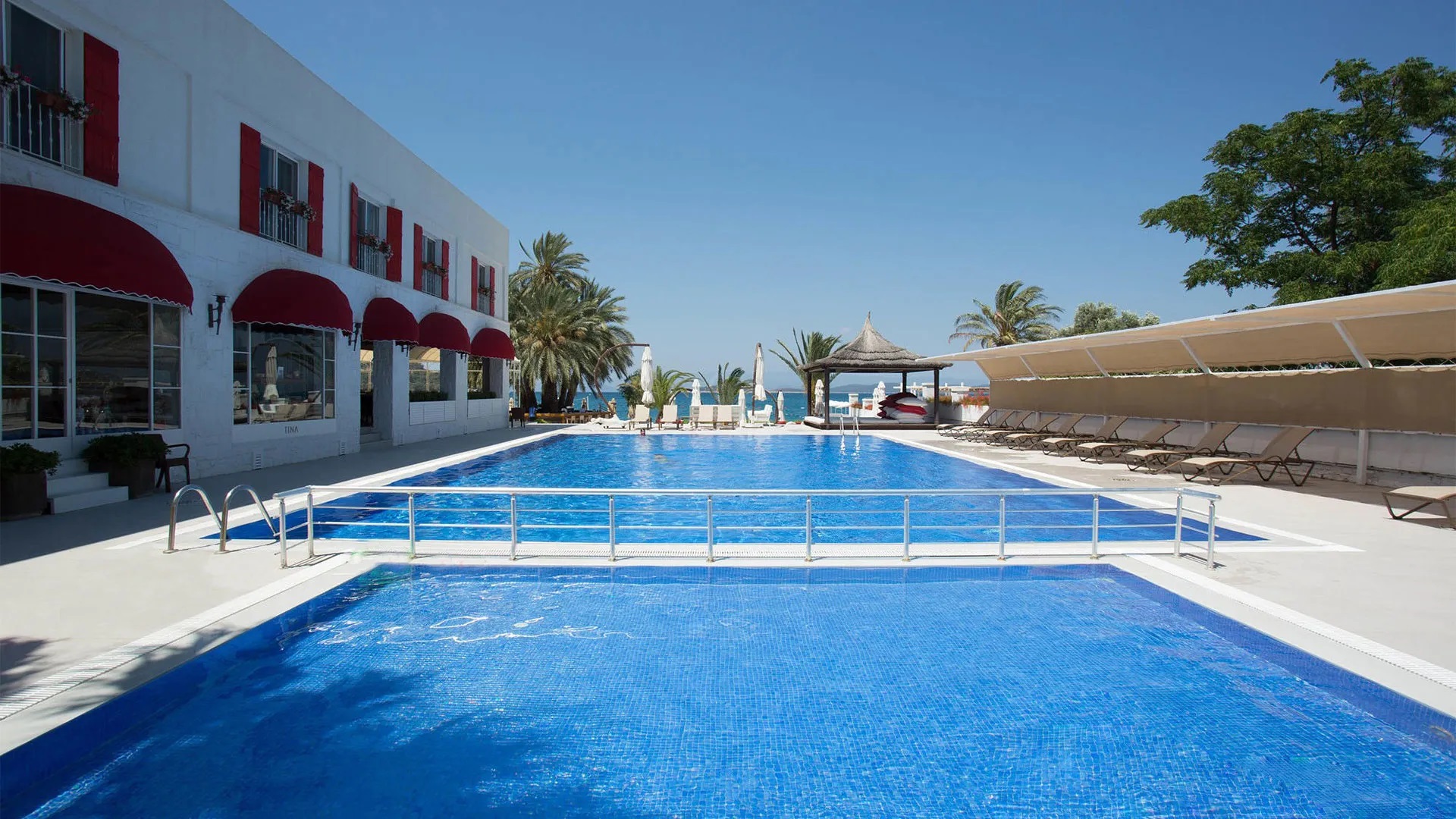 Piscina deschisă