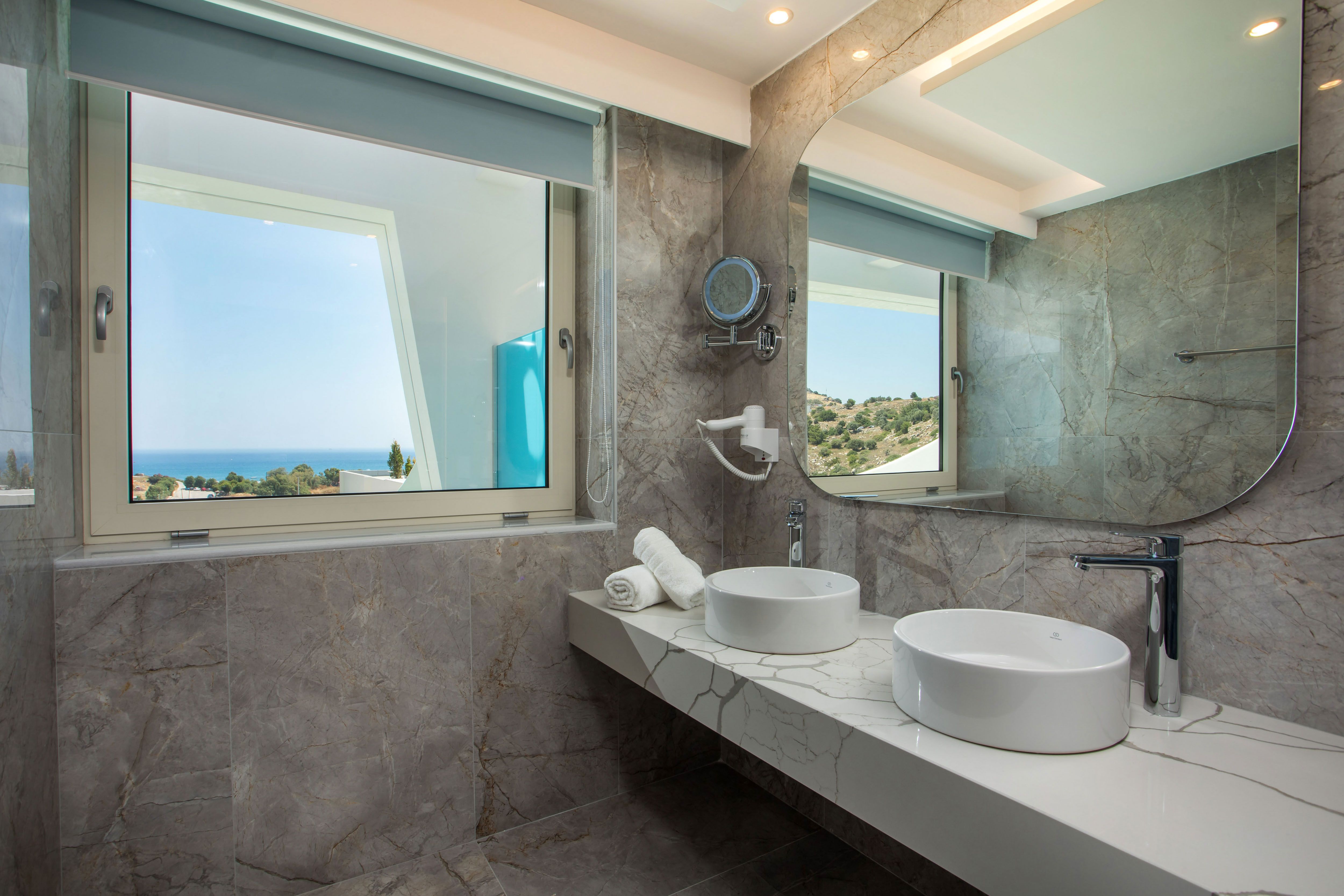 Executive Suite Sea View with Private Pool