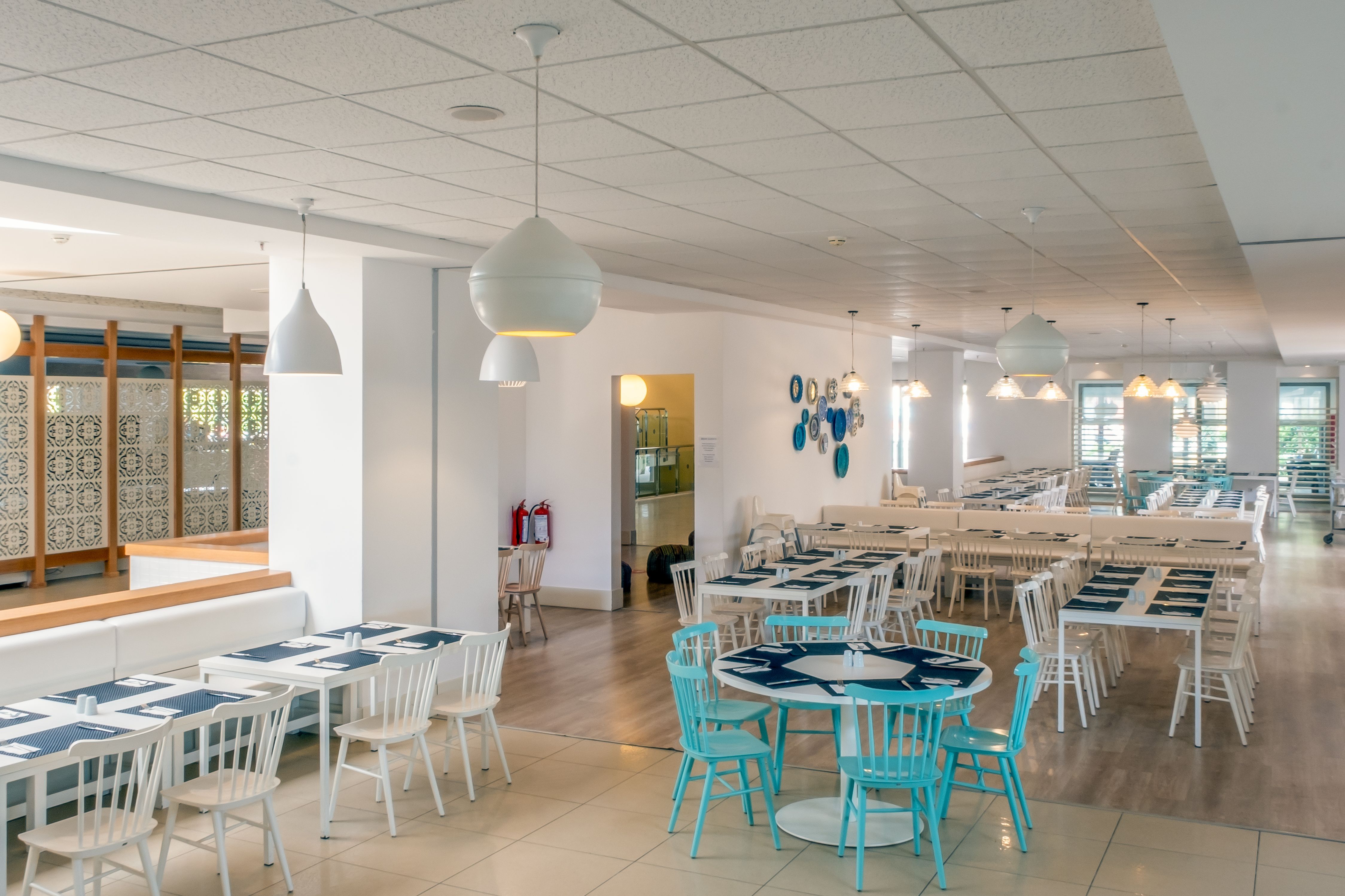 BUFFET RESTAURANT