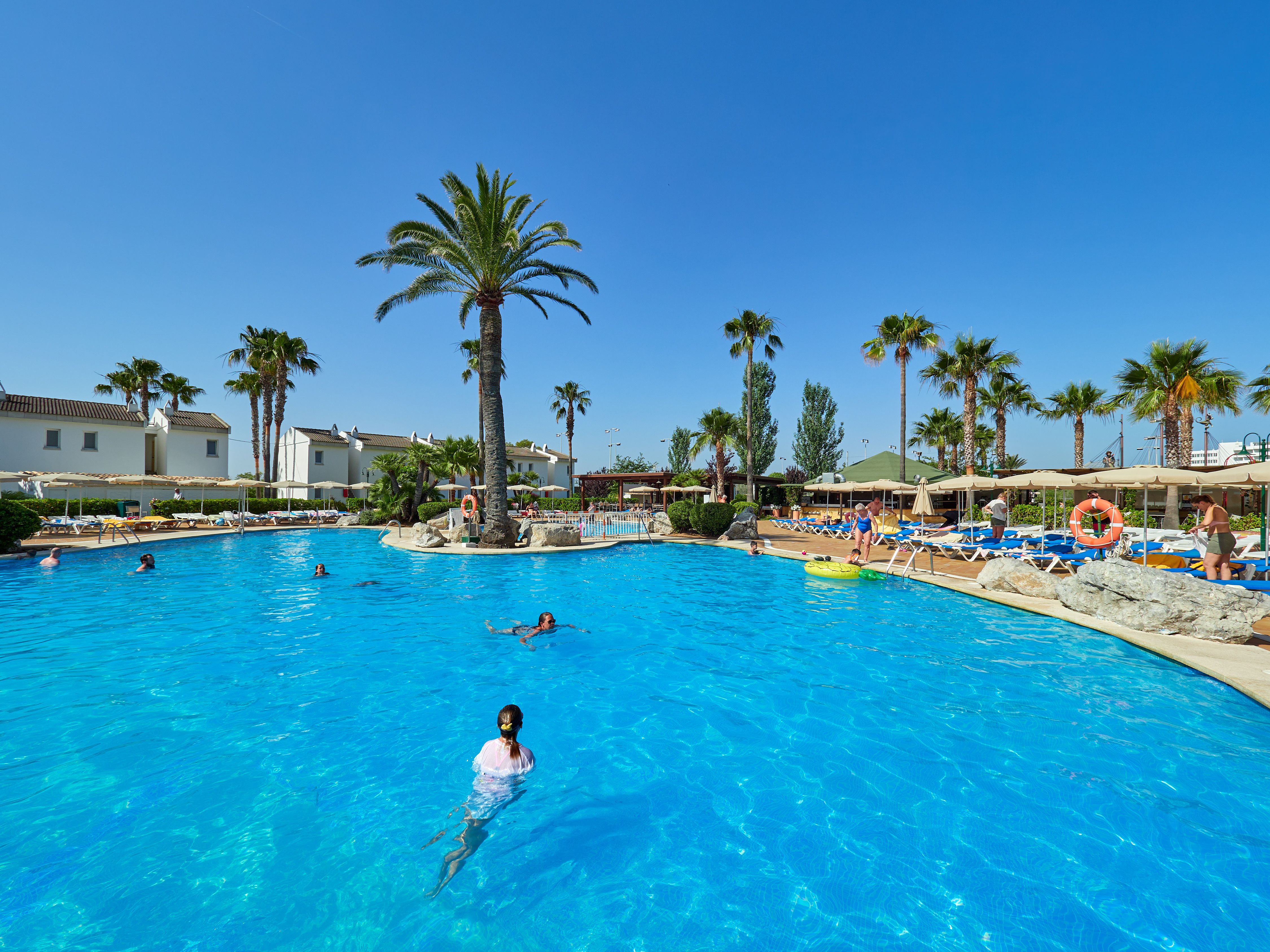Piscina deschisă