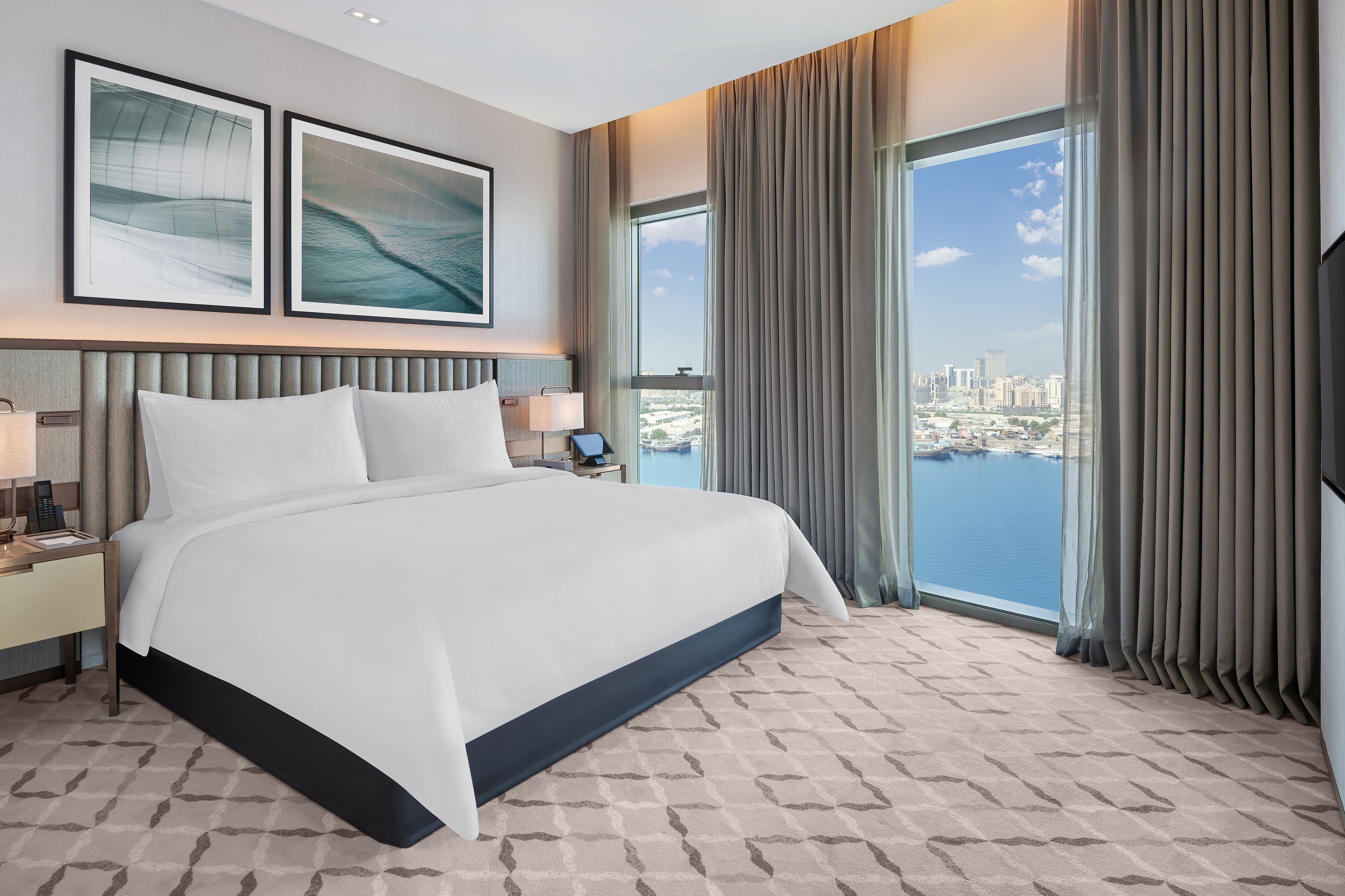 Skyline Suite (Creek View)