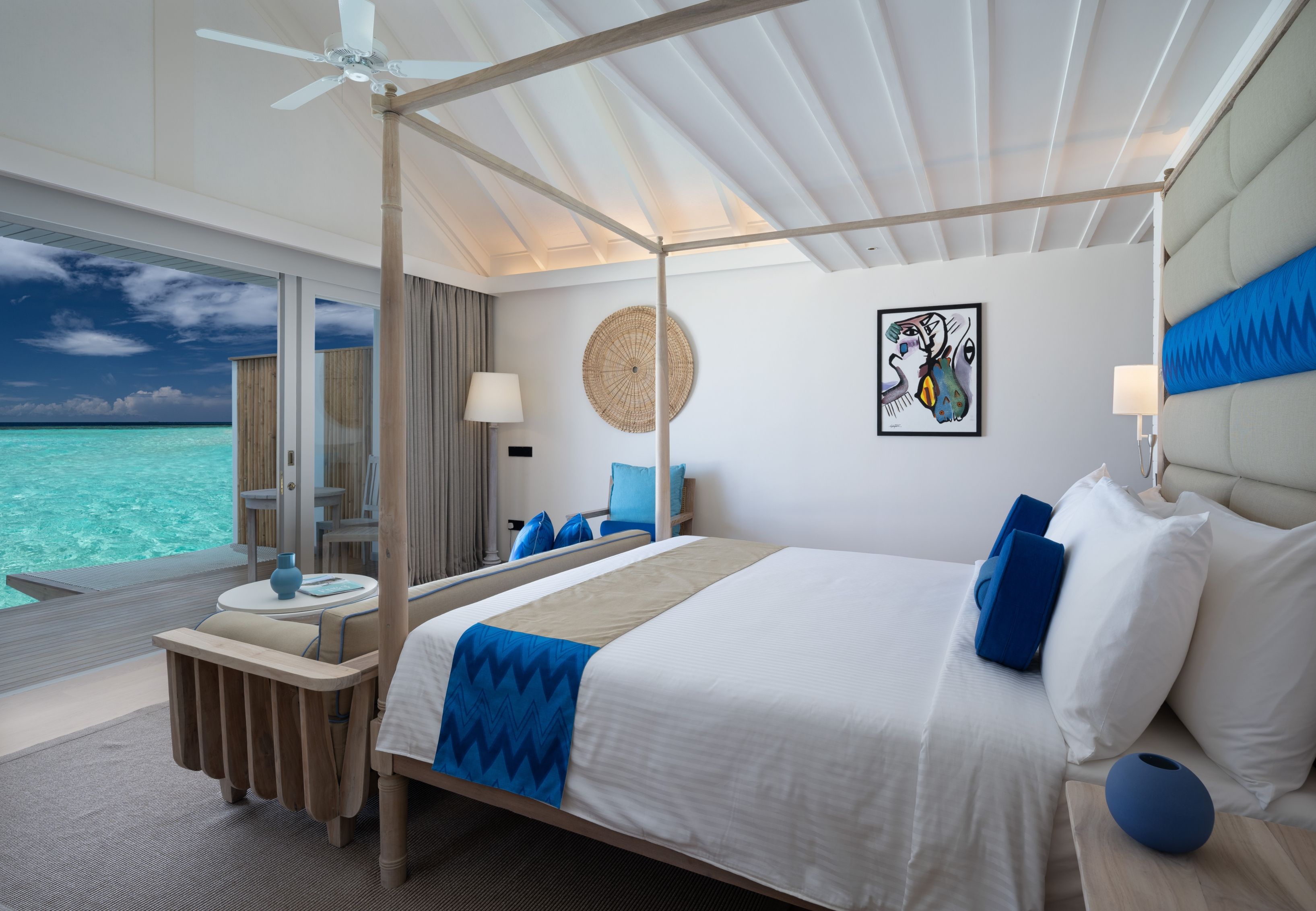 LAGOON VILLA