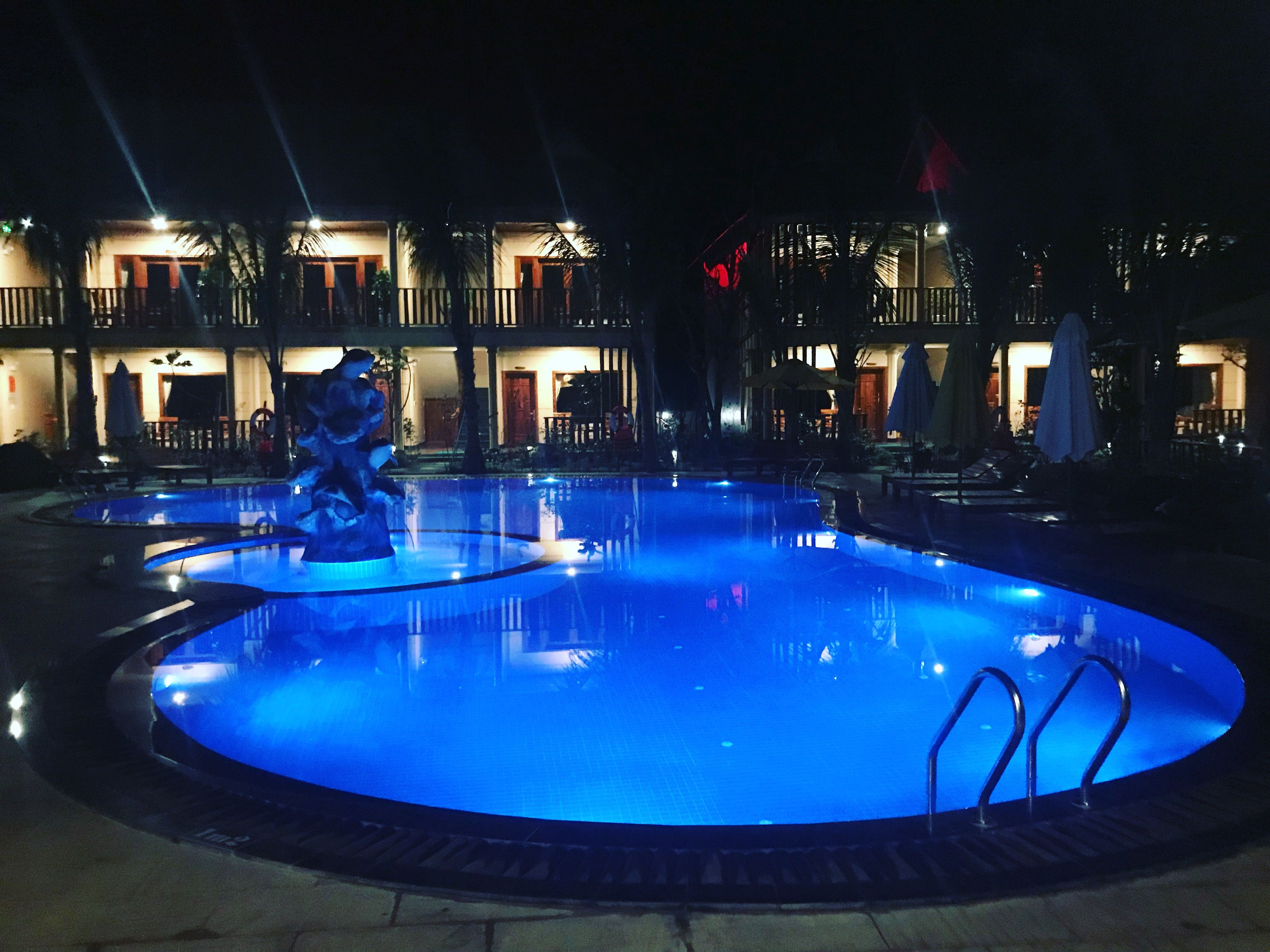 Piscina deschisă