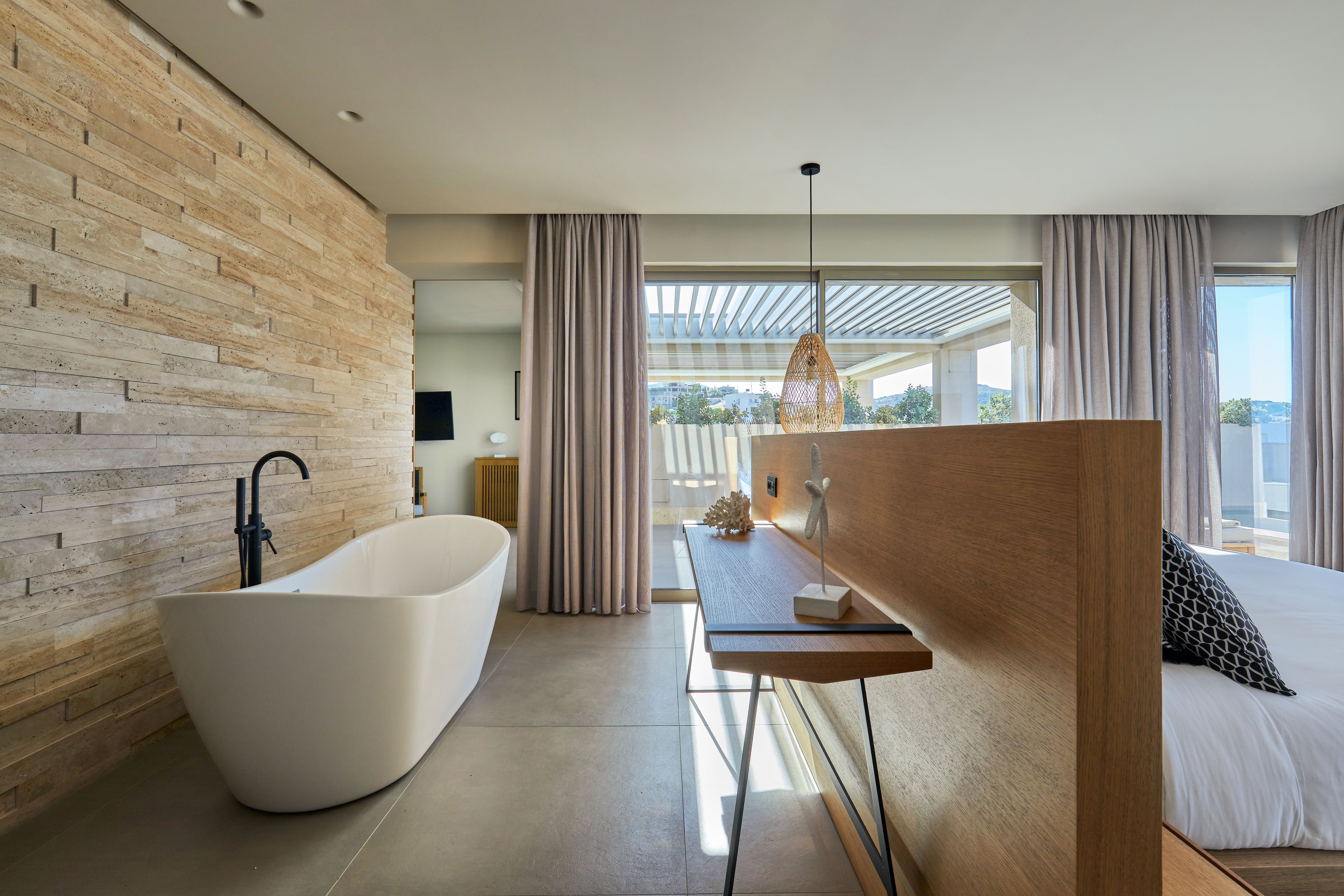 Diamond Ambassador Suite Plunge Pool Sea View