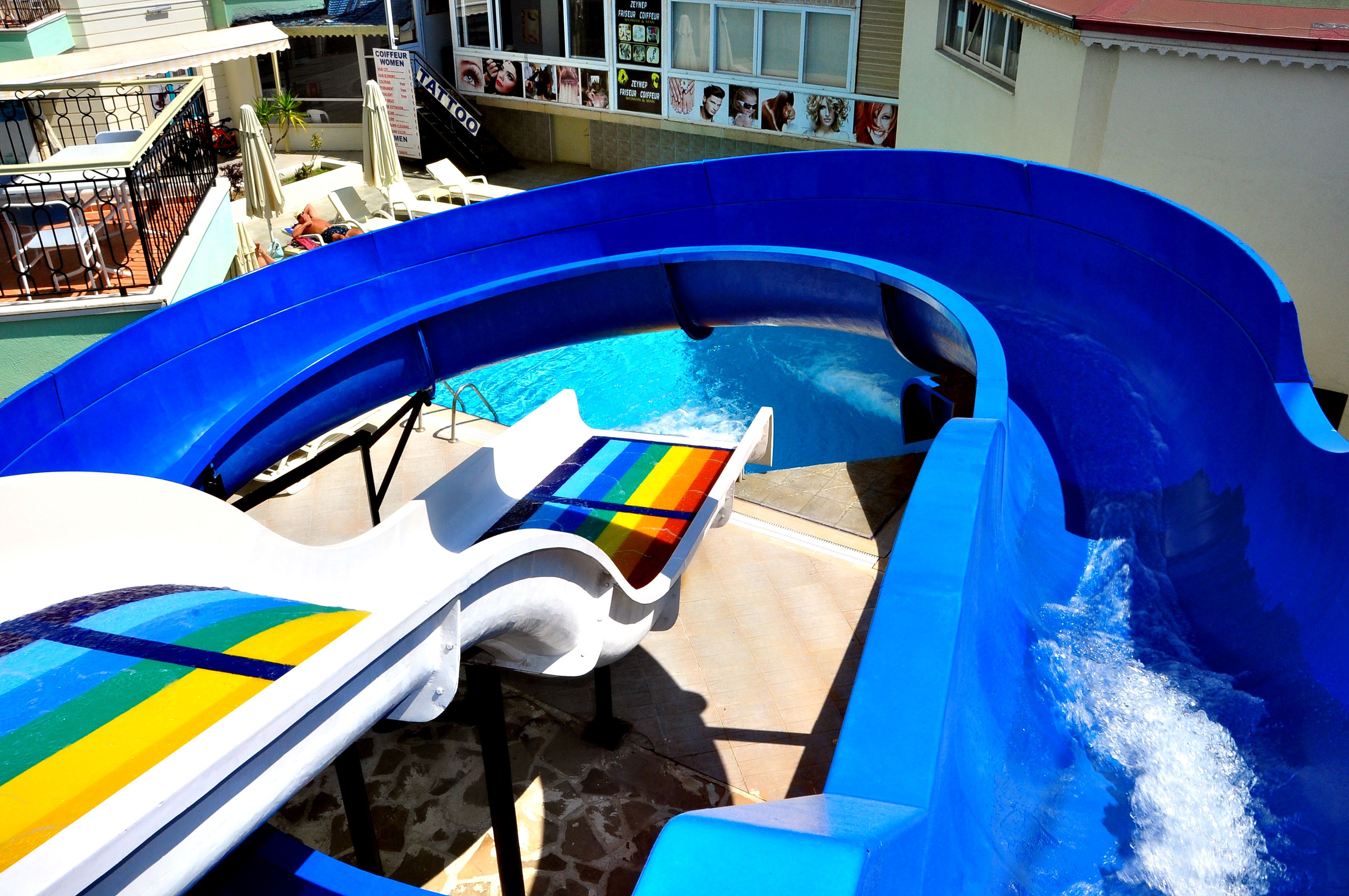 Piscina deschisă