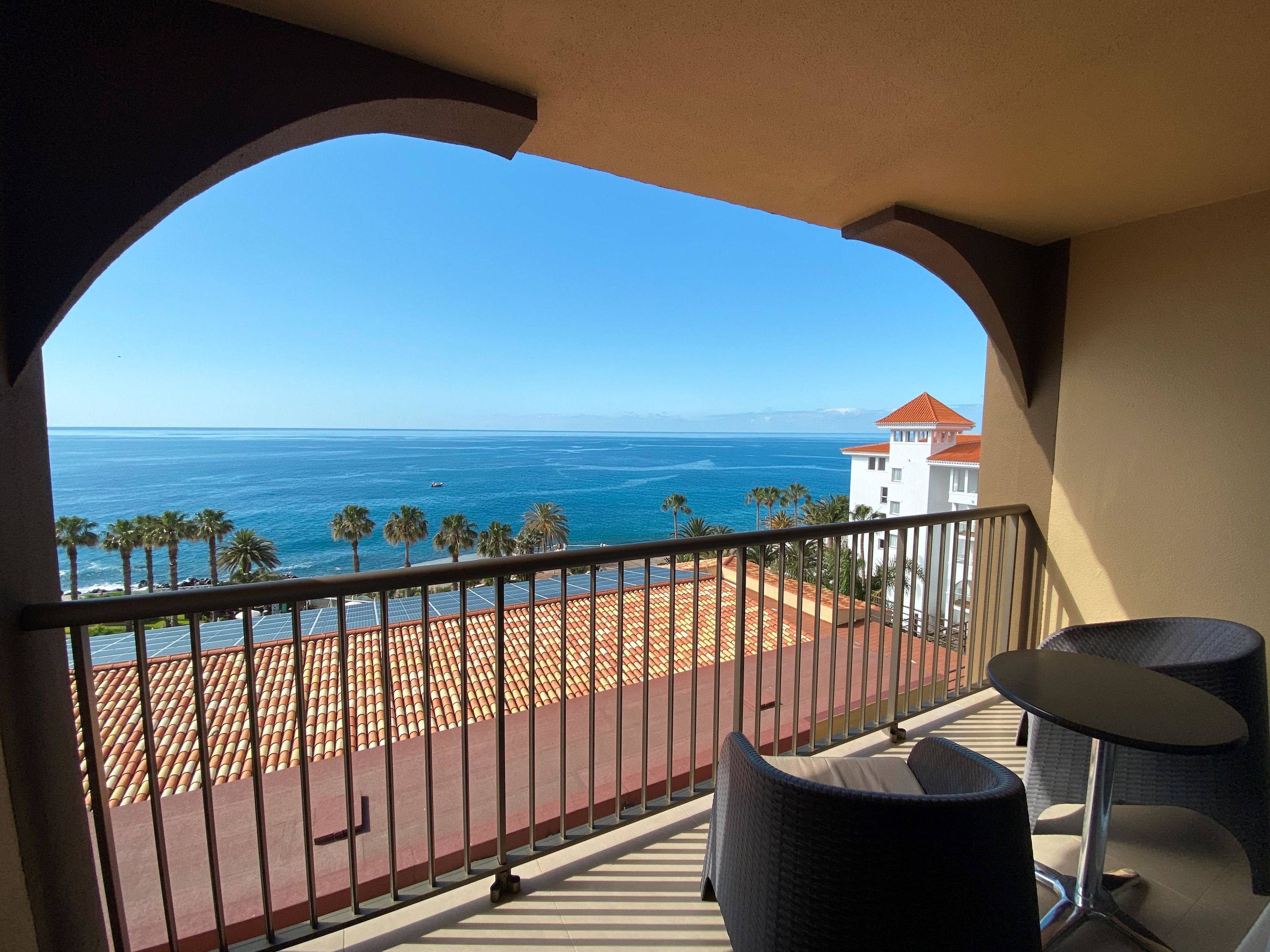  APARTMENT 1 BEDROOM SEA VIEW