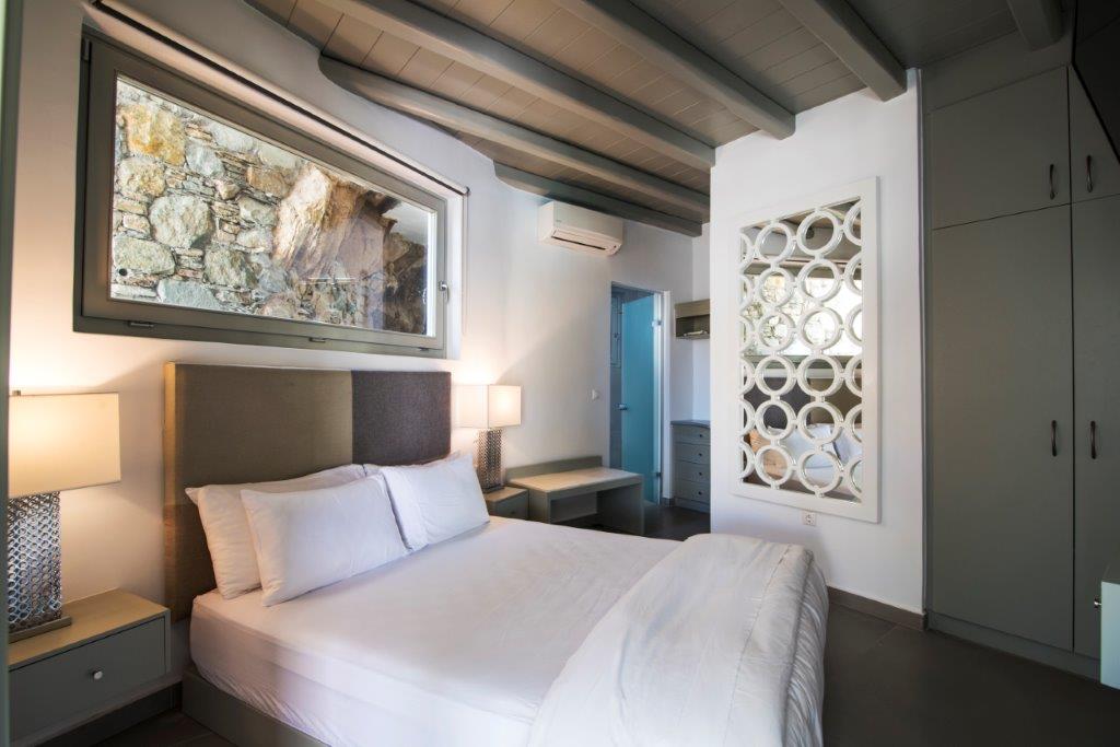 Grand Deluxe Three Bedroom Villa with Private Pool and Sea View