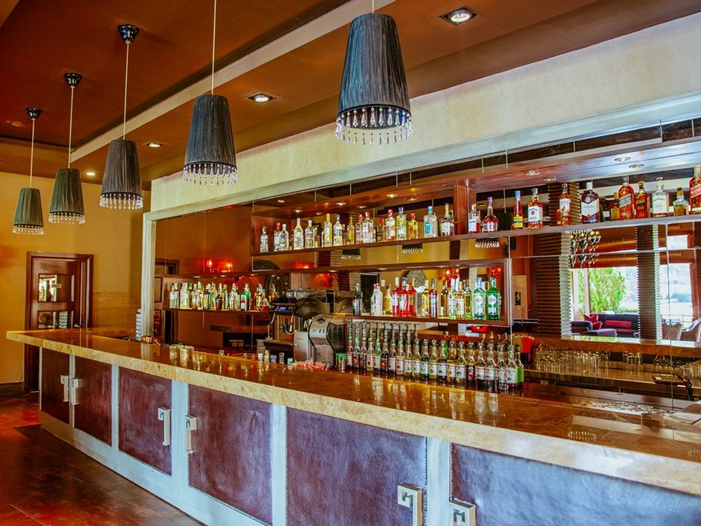 Mavi Bar