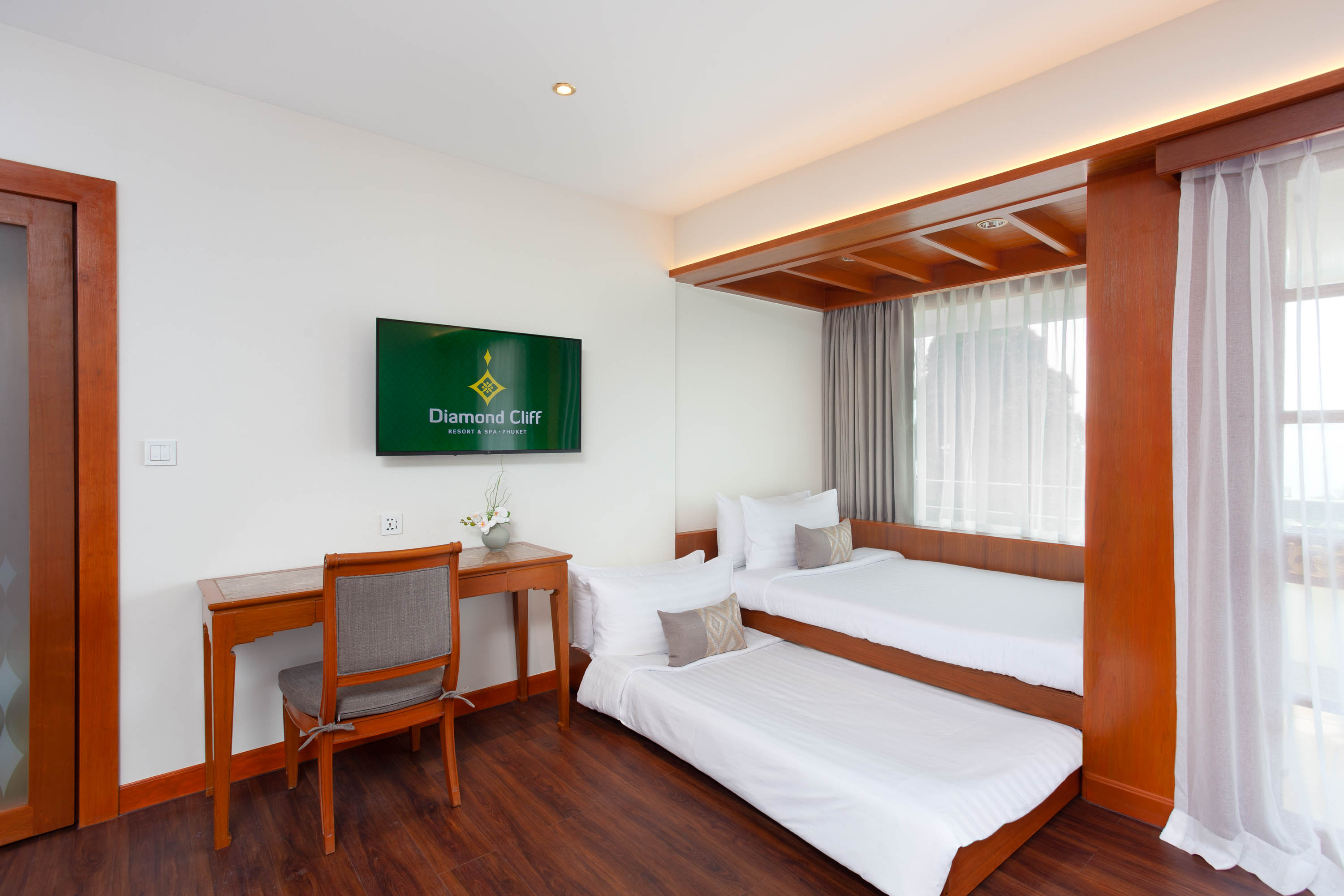 Grand Jacuzzi Suite 