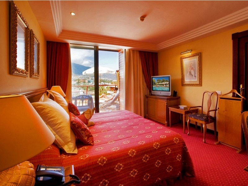 Screenshot_2018-10-26 Habitaciones Hotel Botanico (Tenerife).jpg