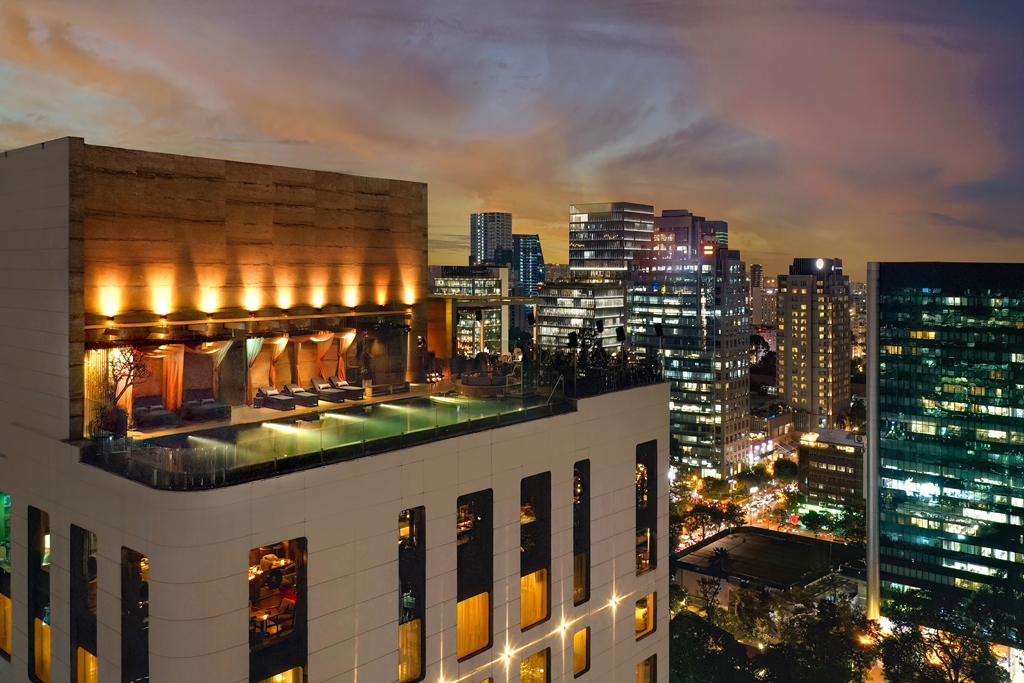 Social Club Rooftop Bar