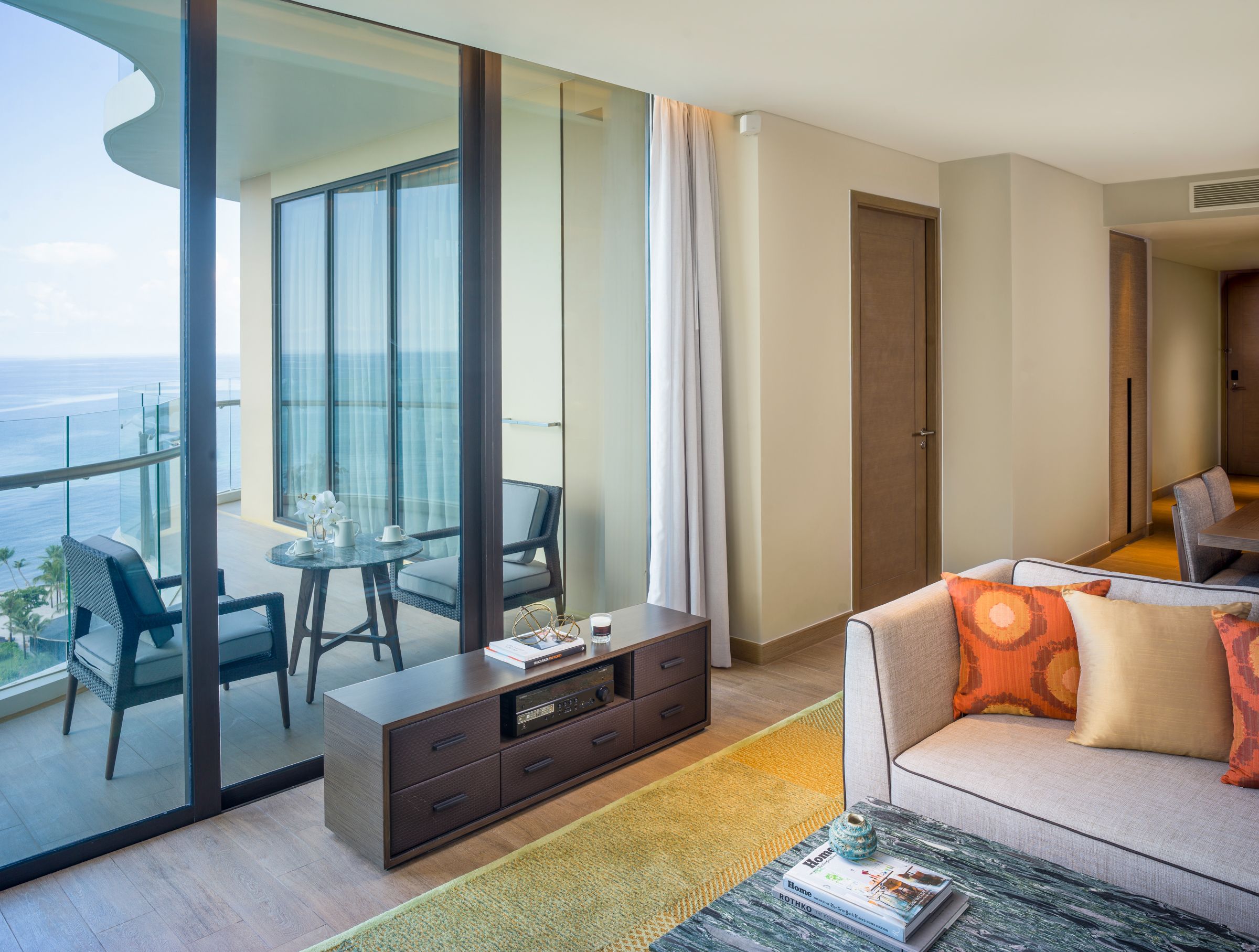 1-BEDROOM RESIDENCE (NO EXTRA BED)