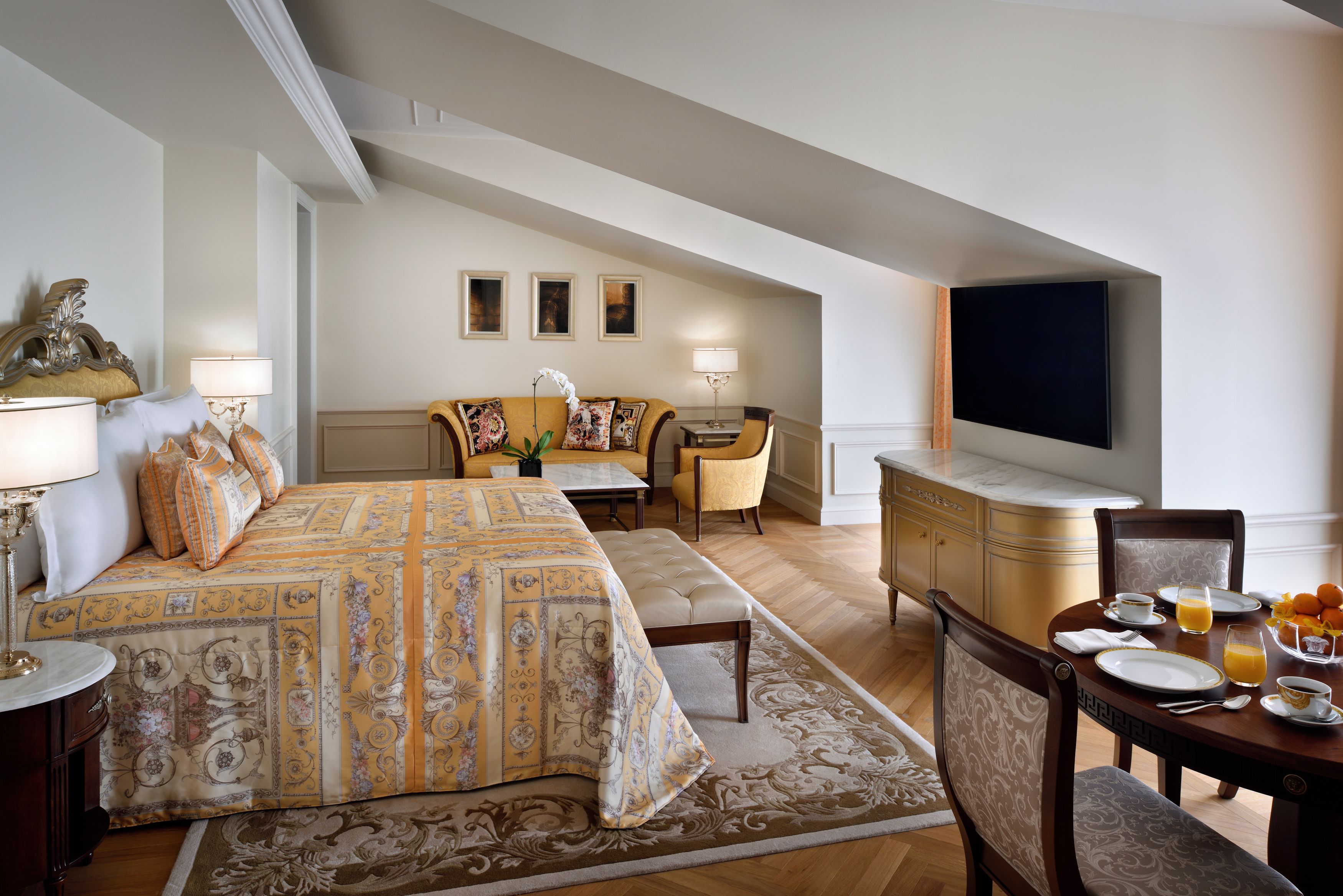 Superior Creek View Room