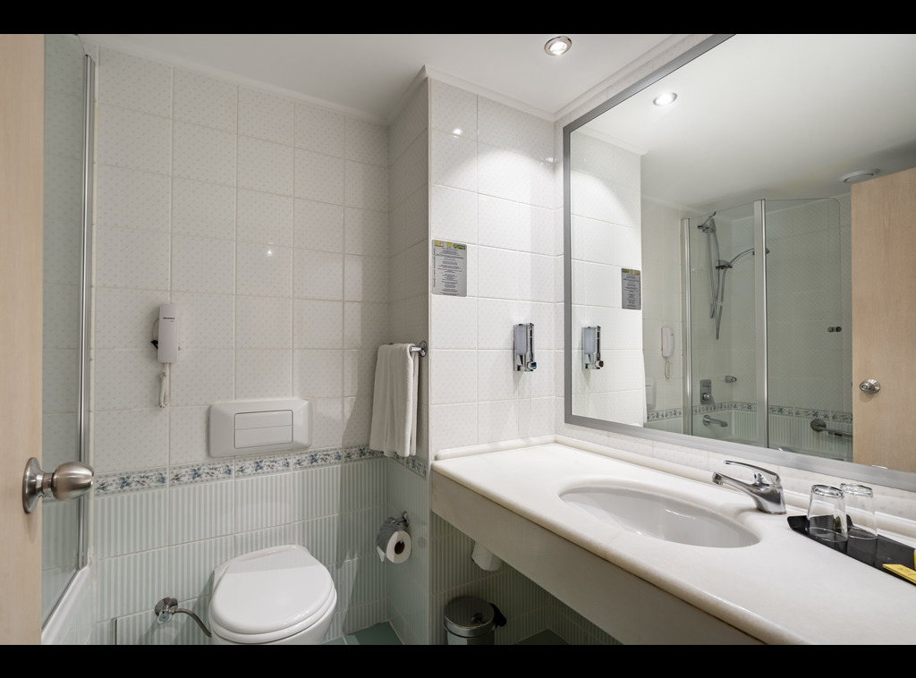 STANDARD LAND VIEW ROOM