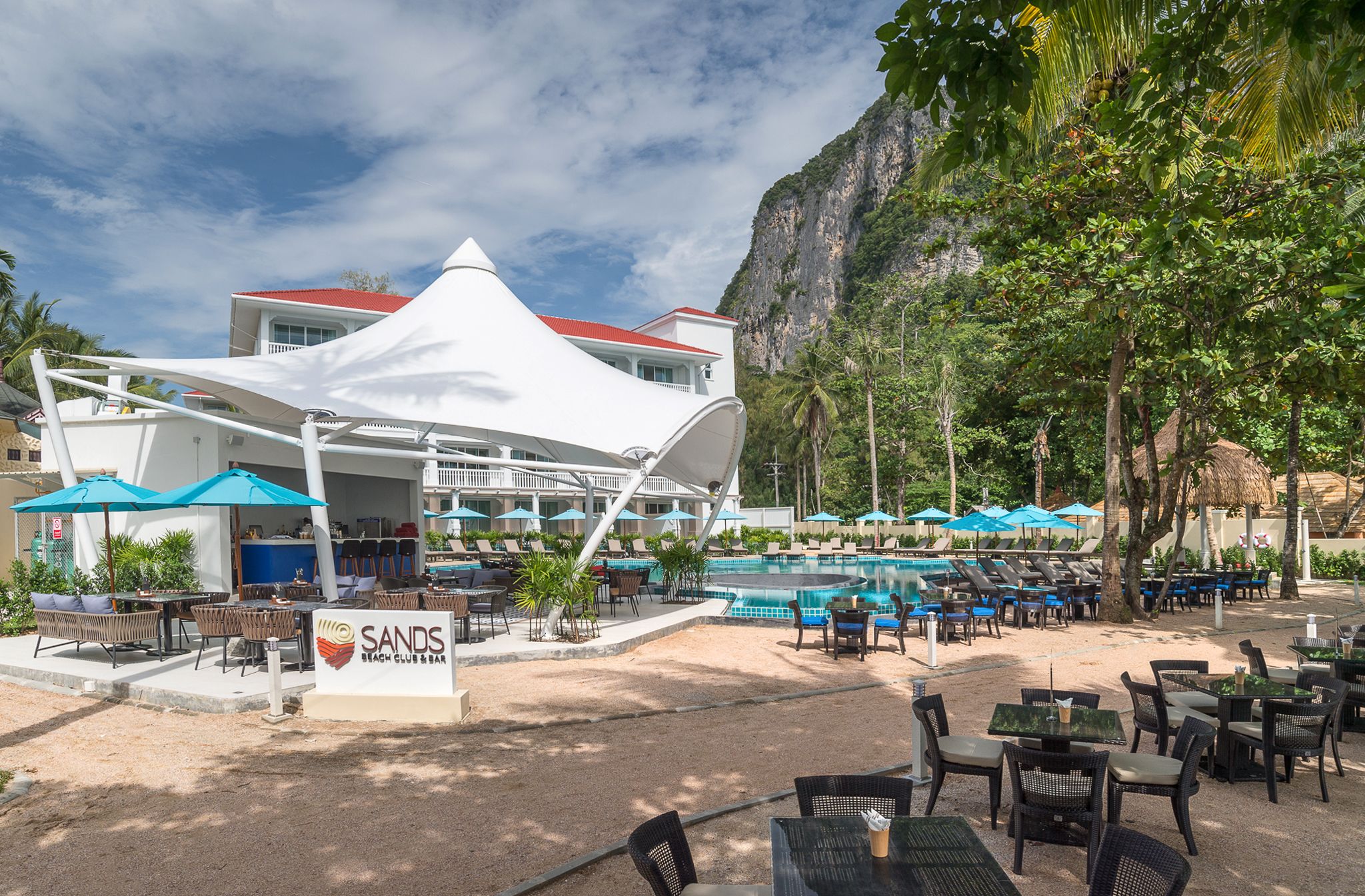 SANDS BEACH CLUB/ RESTAURANT/ BAR 