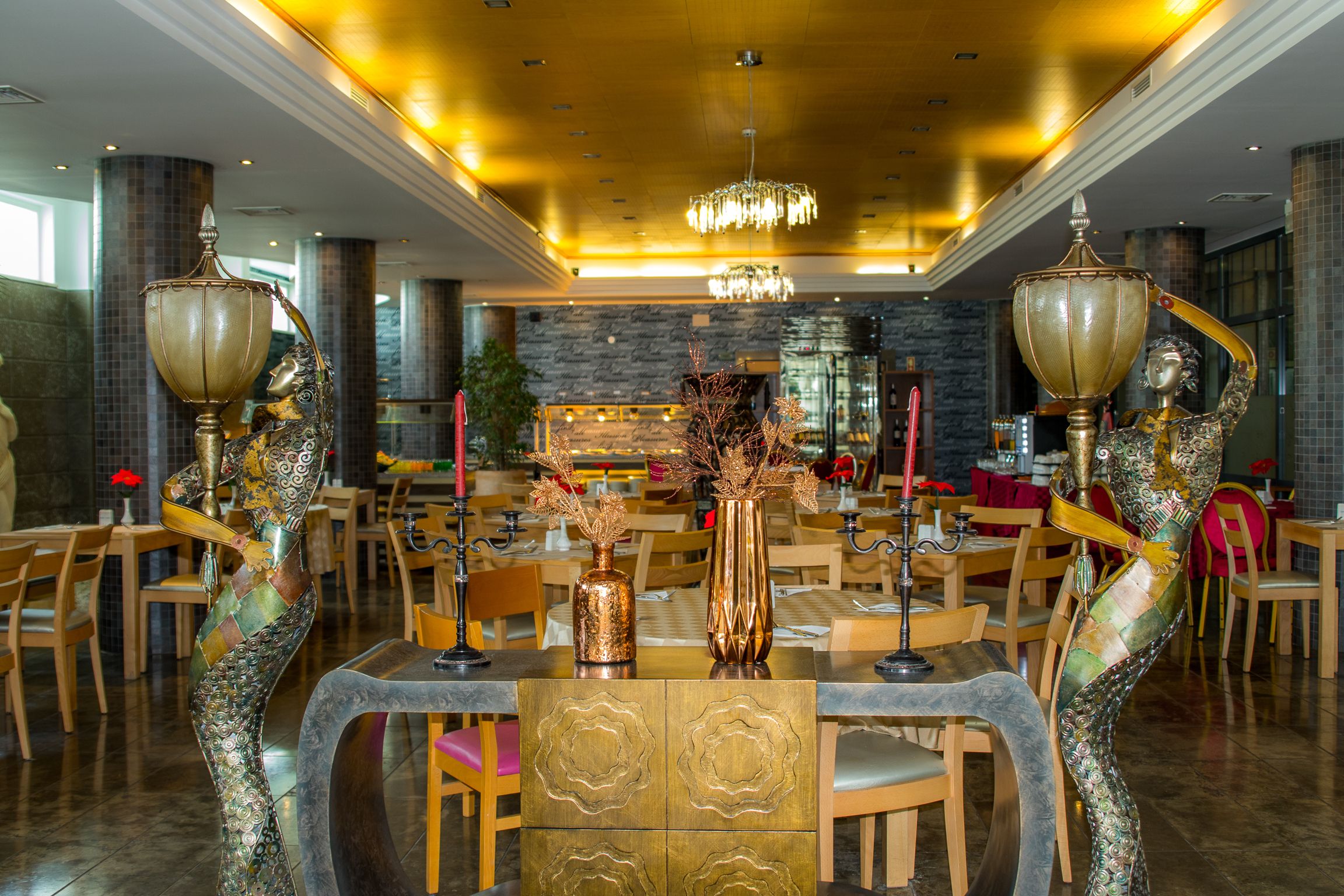 PICCADILLY BAR