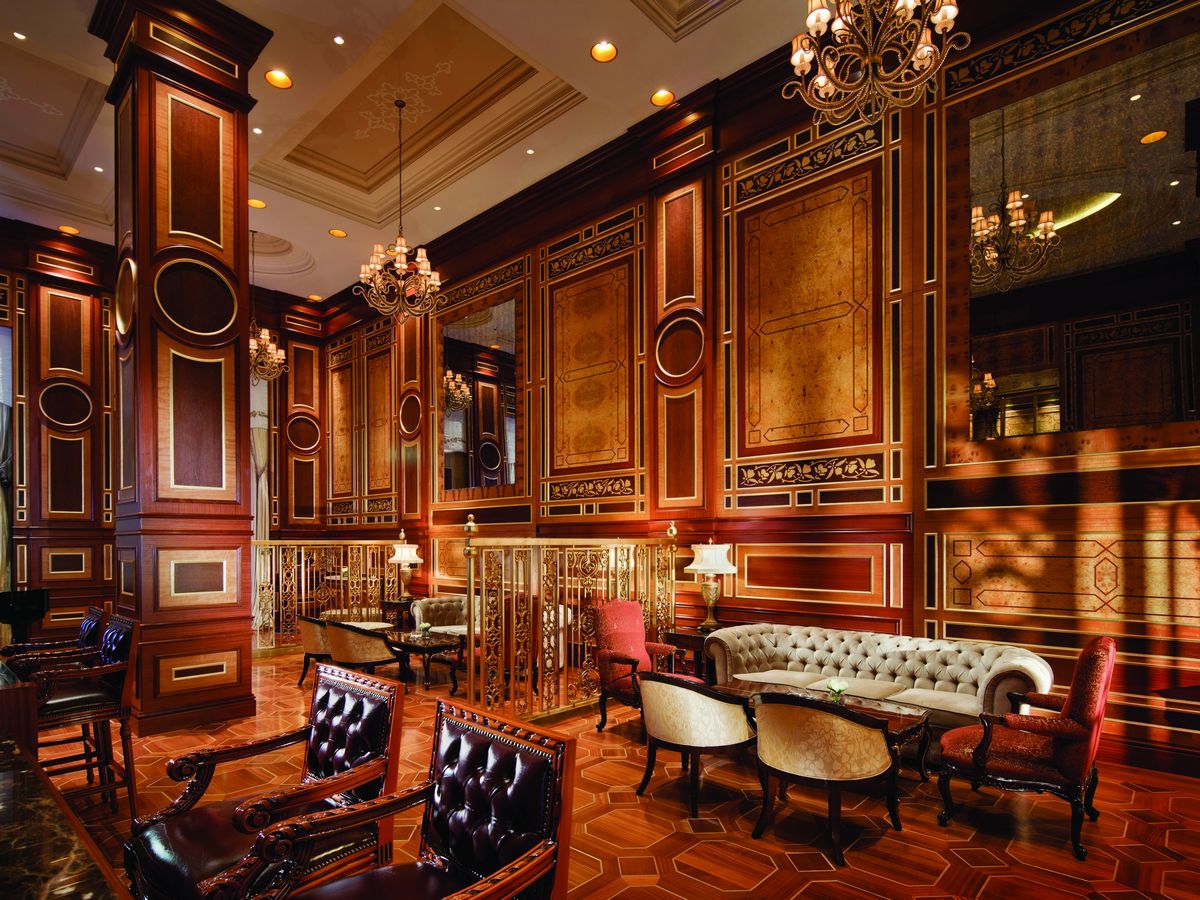 Club Lounge (Club guests only)