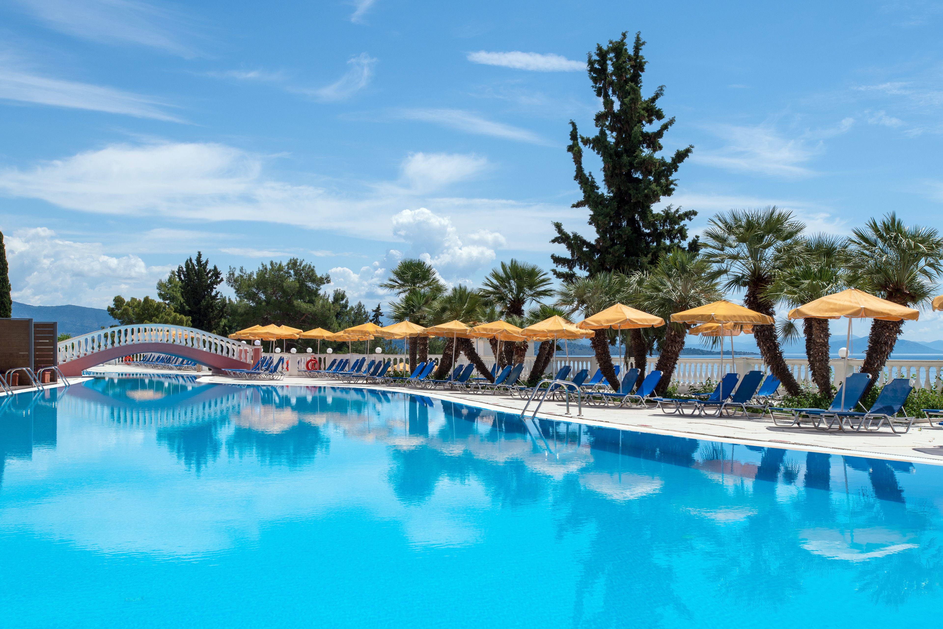 Piscina deschisă