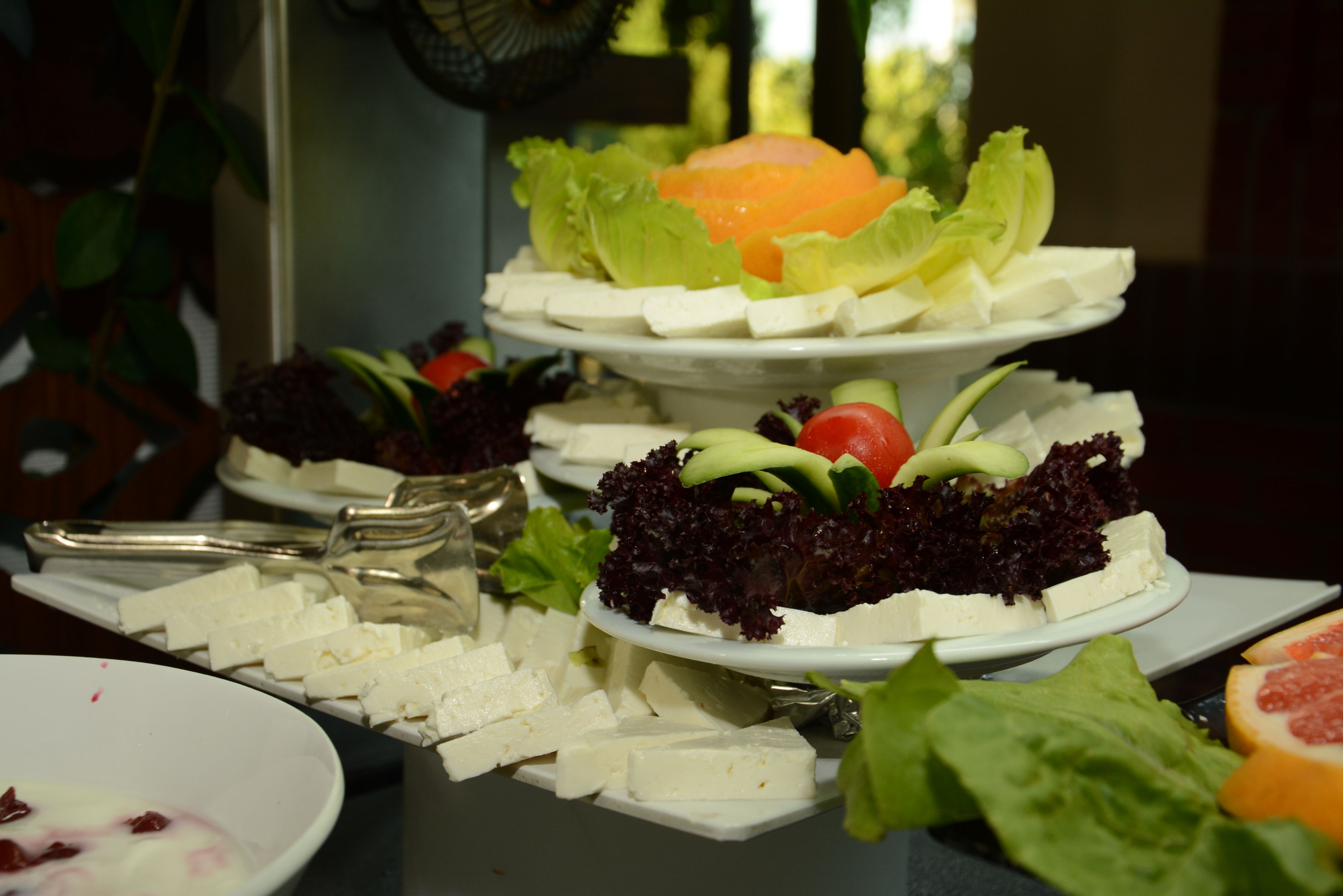MAIN RESTAURANT