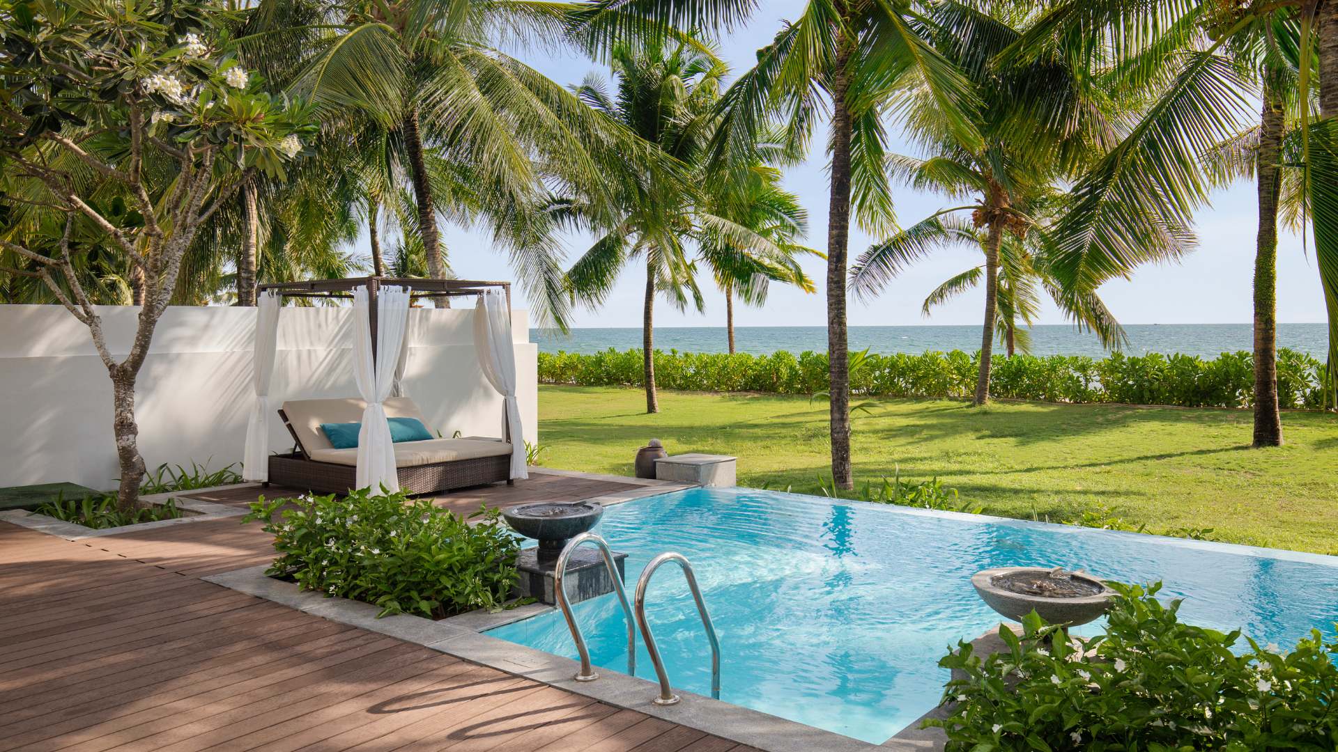 THE LEVEL 3-BEDROOM VILLA OCEAN VIEW WITH PRIVATE POOL