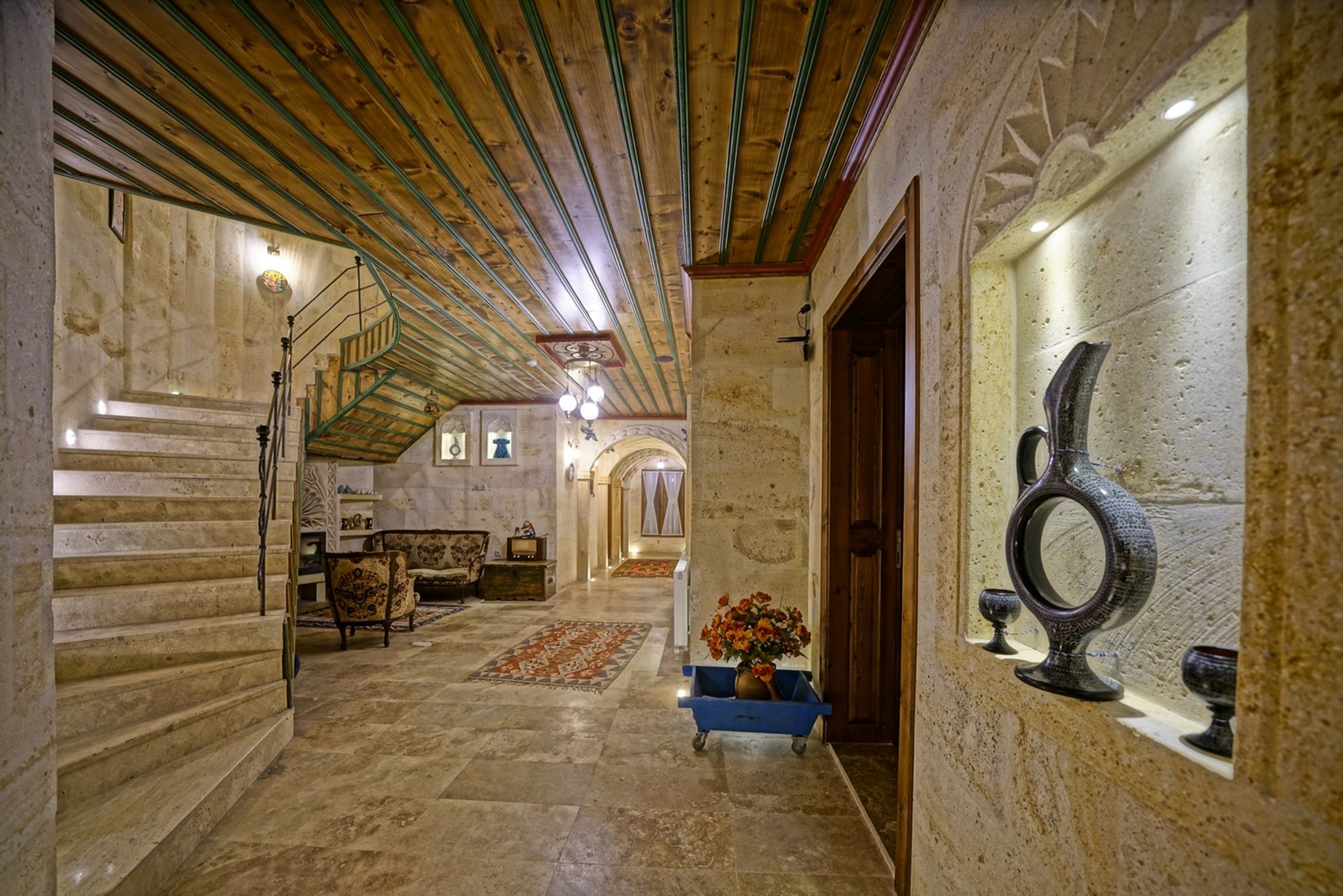 Clădirea principala