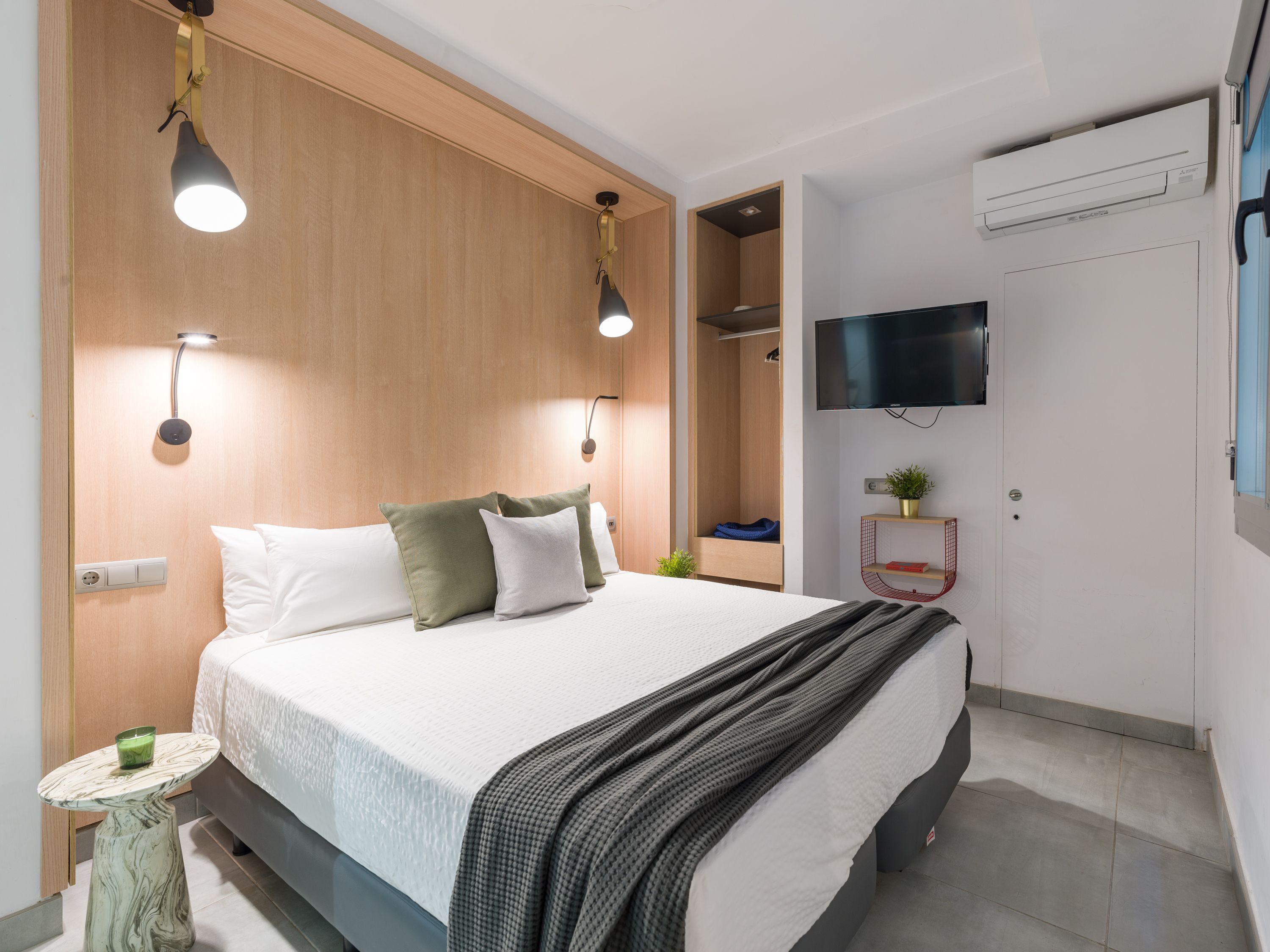 Double economy room