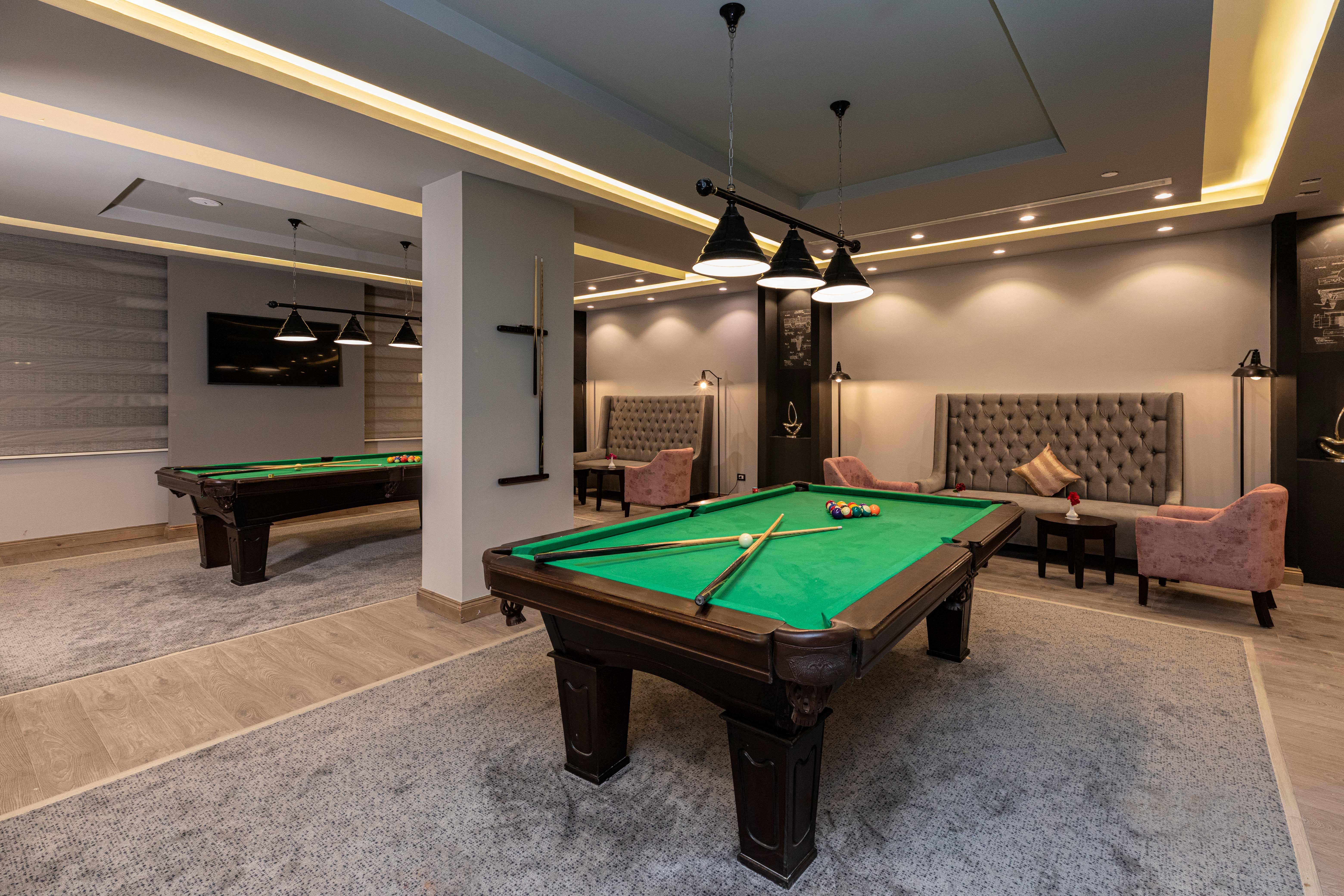 Billiards Lounge