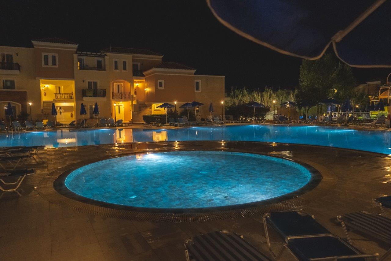 Piscina deschisă