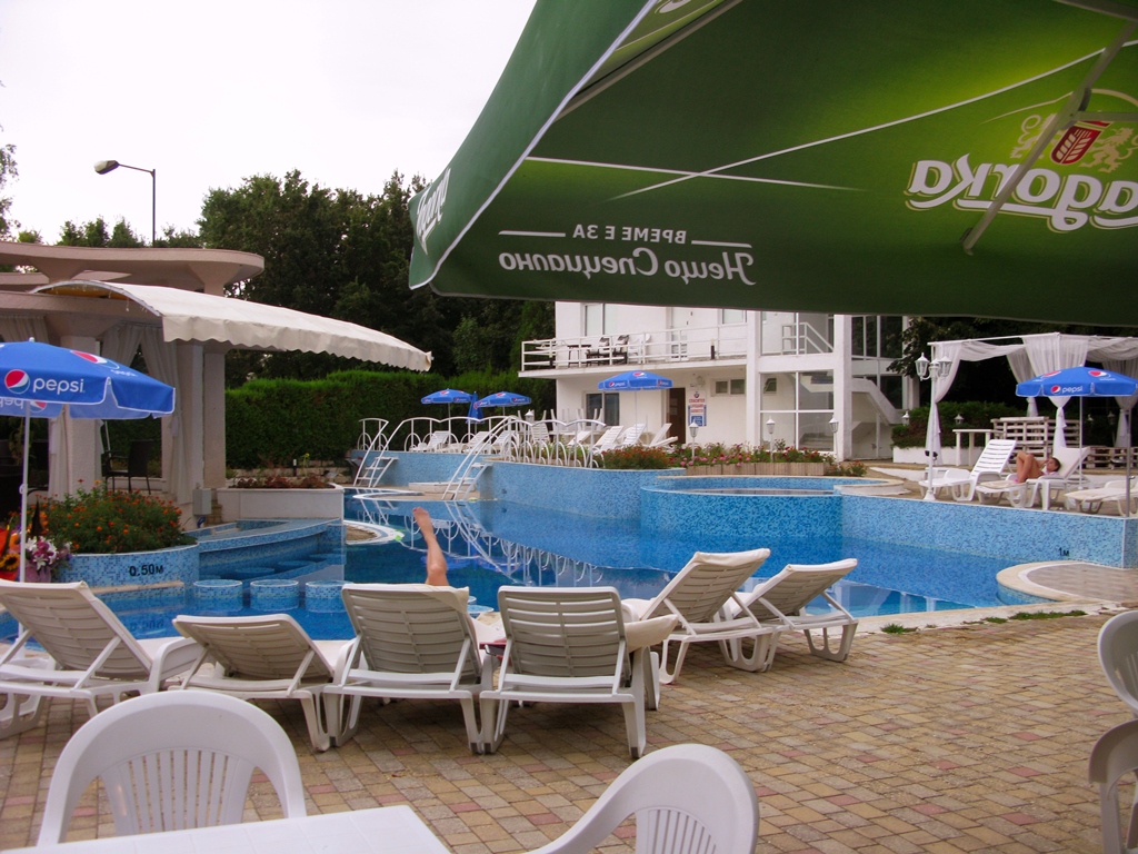 Piscina deschisă