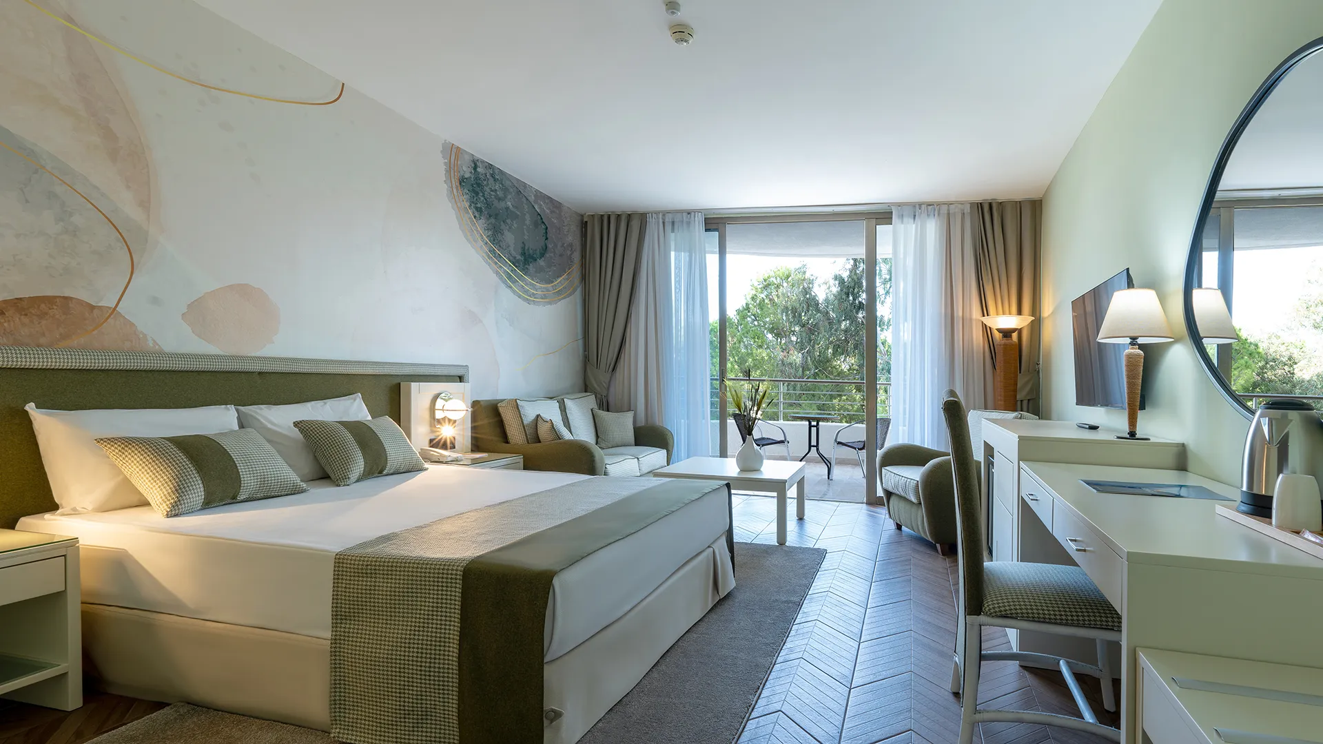 suite-room.webp