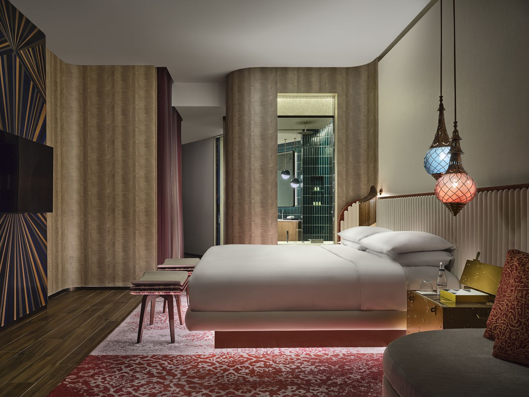 Marvelous Room