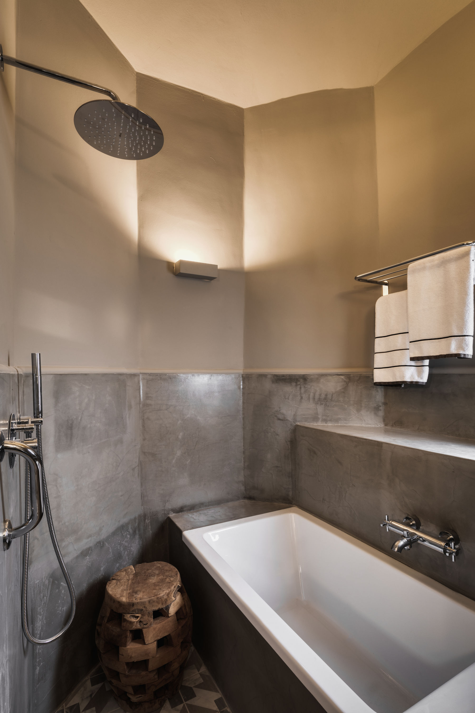 Luxury Family 2 Bdr Suite SV with Outdoor Jacuzzi