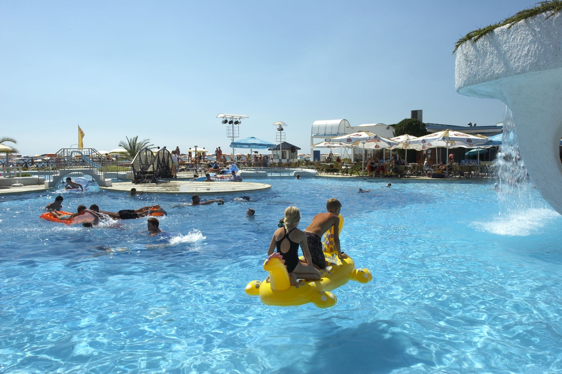 Piscina deschisă