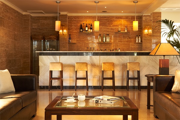 Thassos, Hotel Kamari Beach, interior, lounge bar.jpg