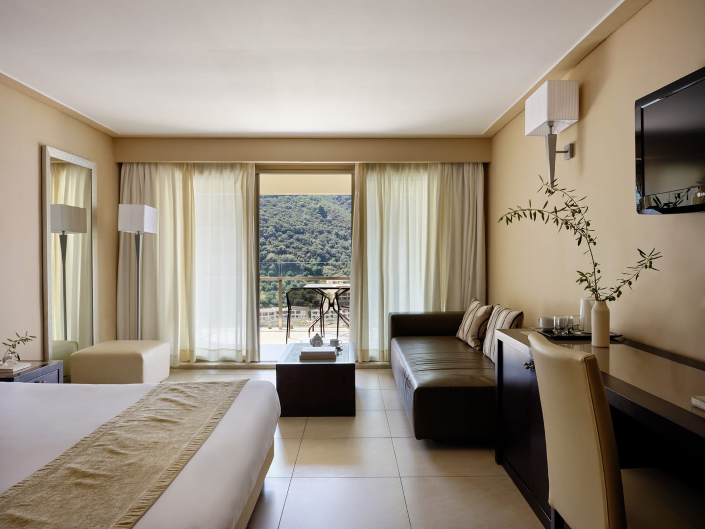 room double inlandview